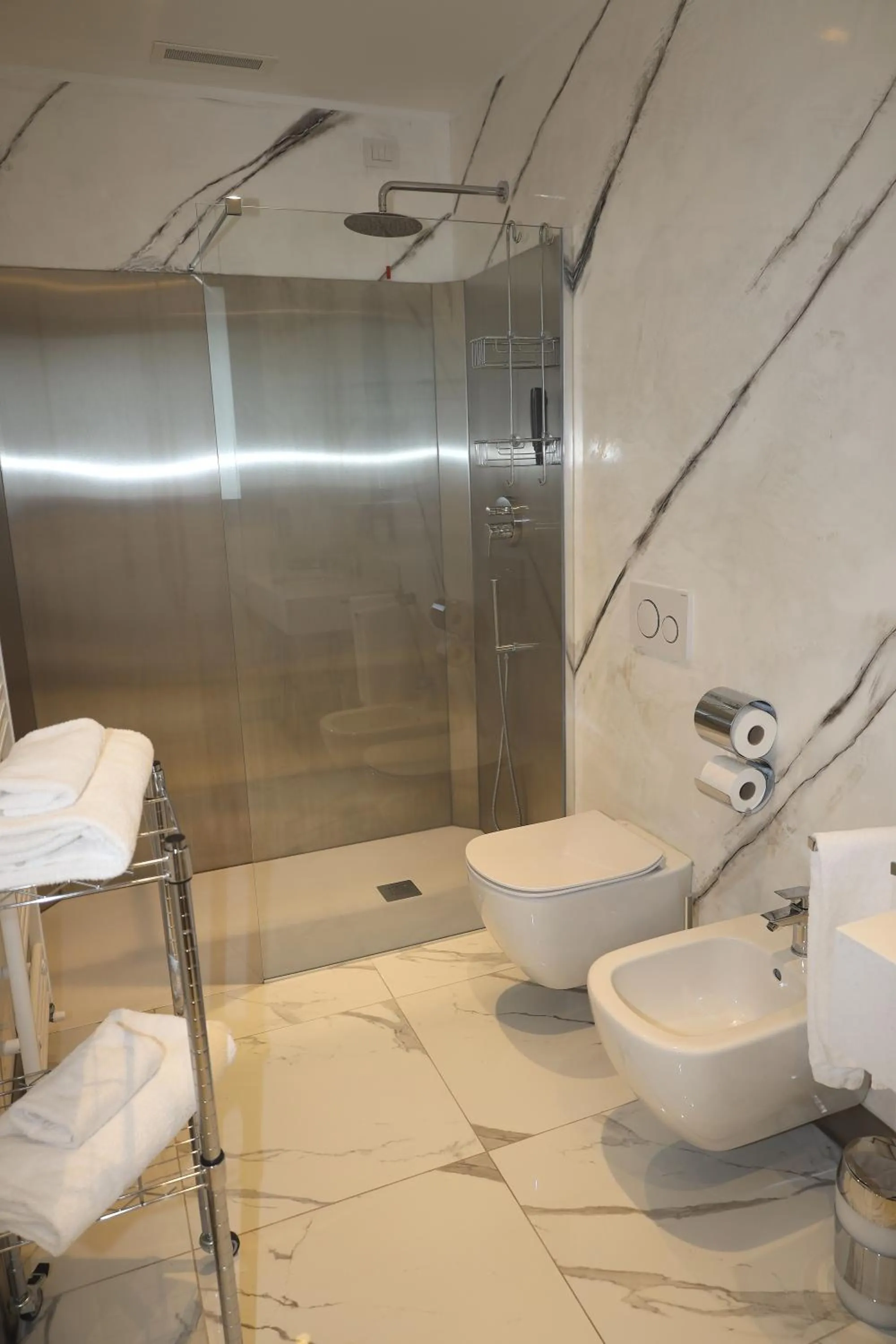 Bathroom in One Hotel & Restaurant