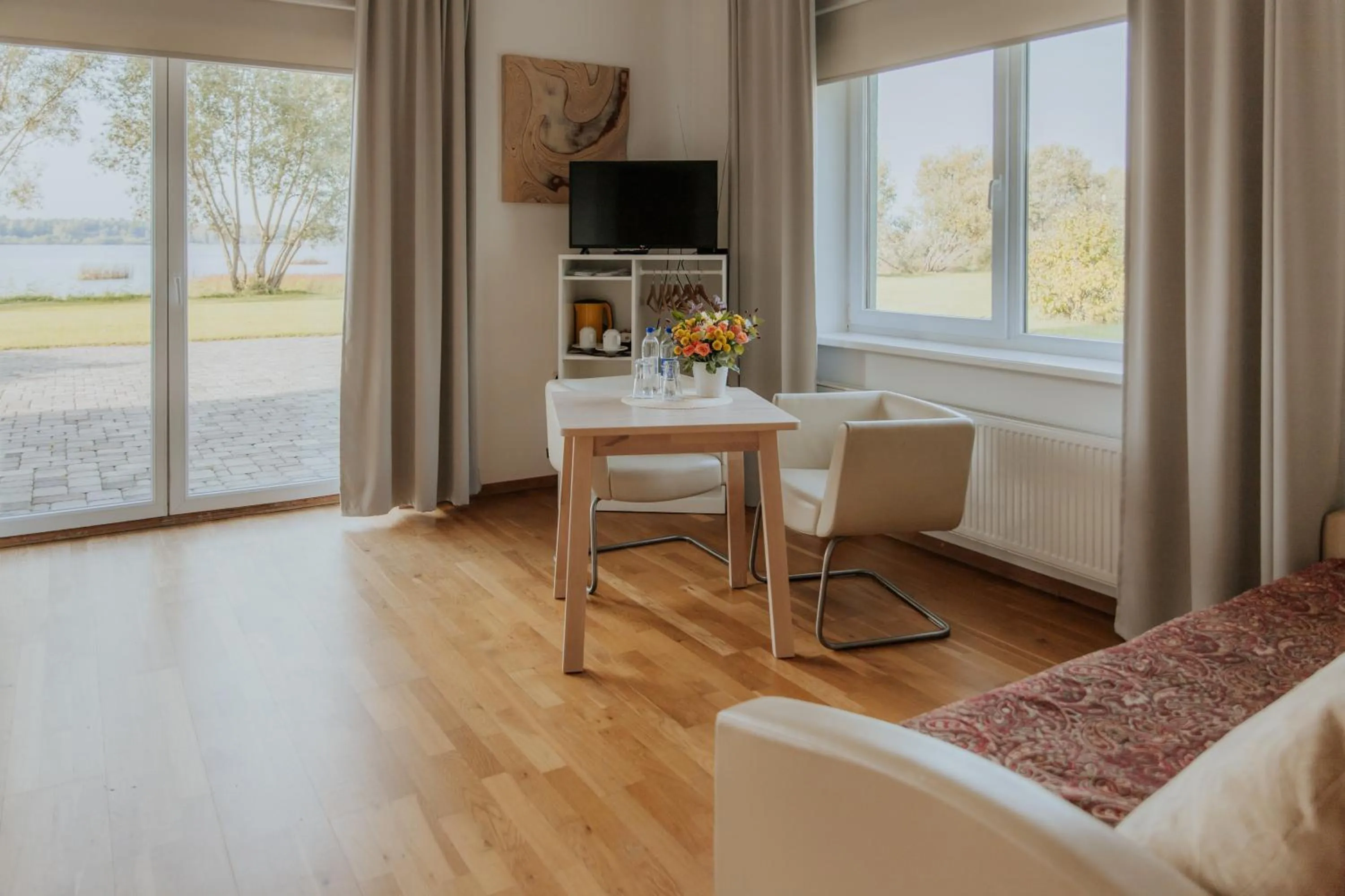 TV and multimedia in Spadrops