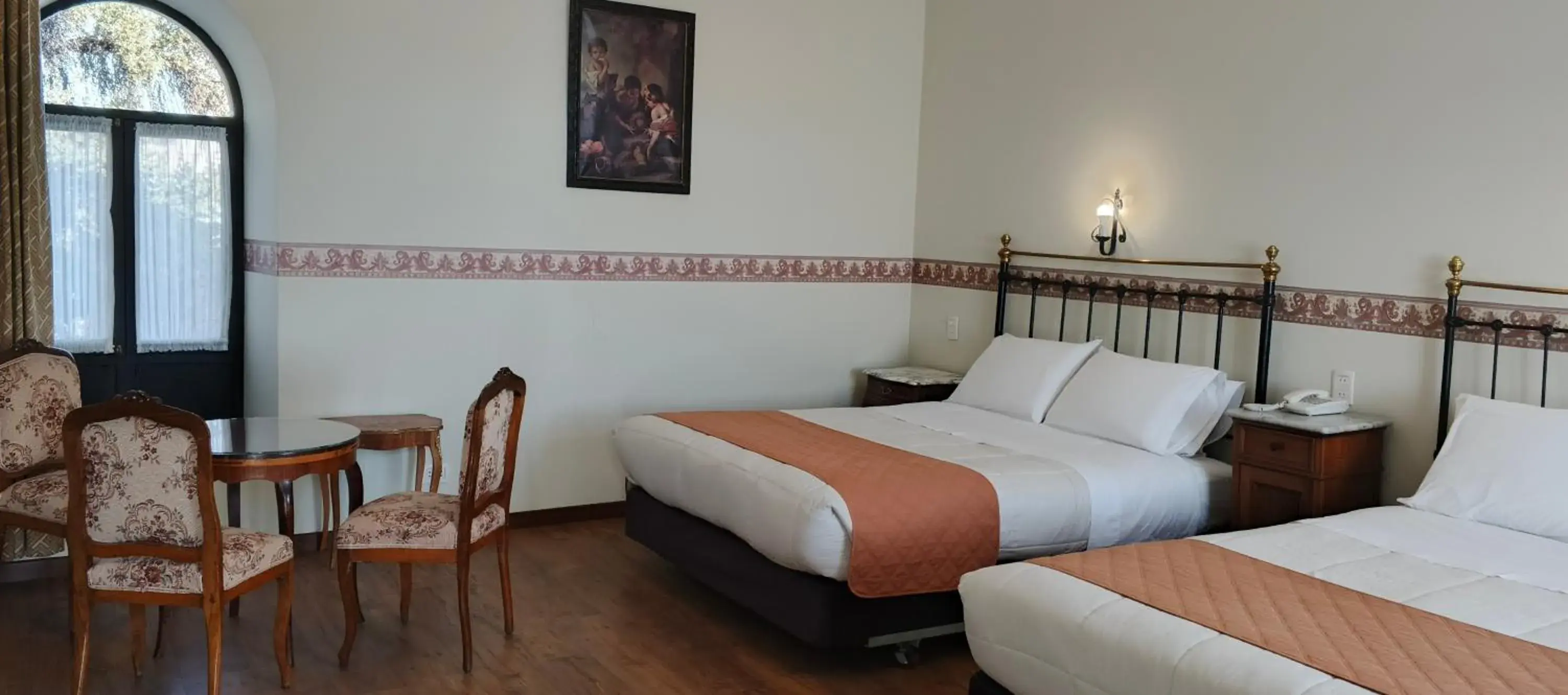 Family Suite - single occupancy in Hostal Colonial Potosi Family Suite - single occupancy in Hostal Colonial Potosi