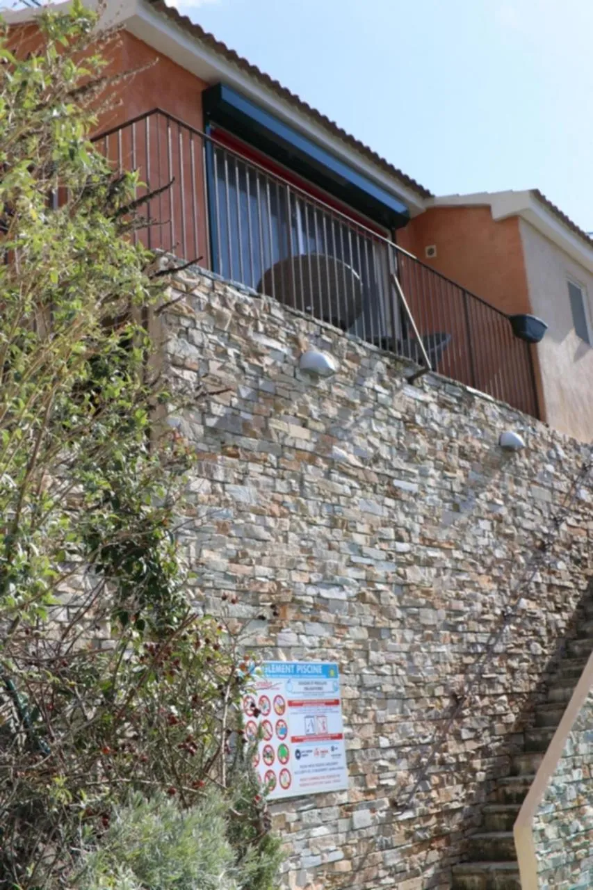 Property building in Casa Di Lucia Mi-Hotel