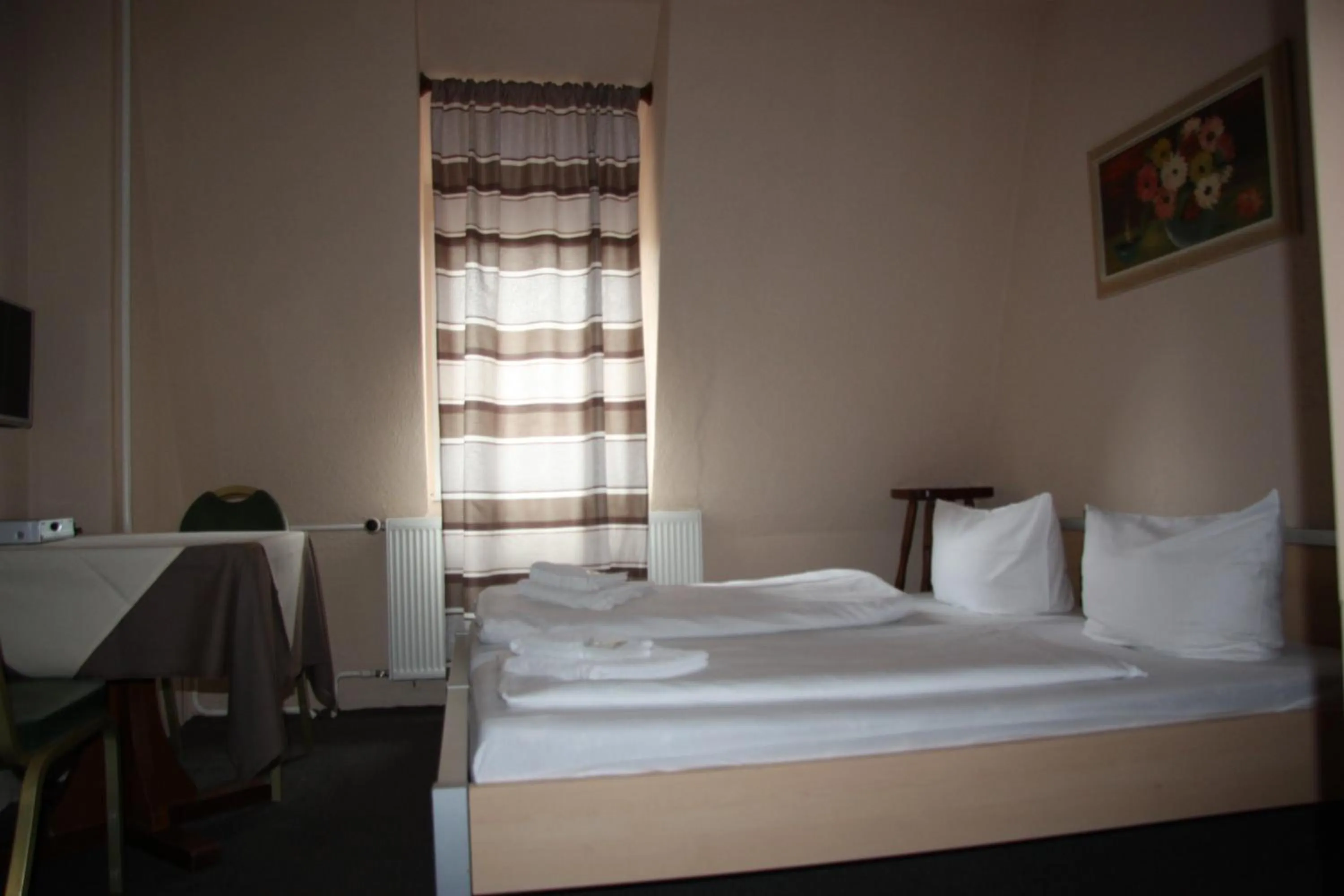 Bed in Hotel Zum goldenen Stern