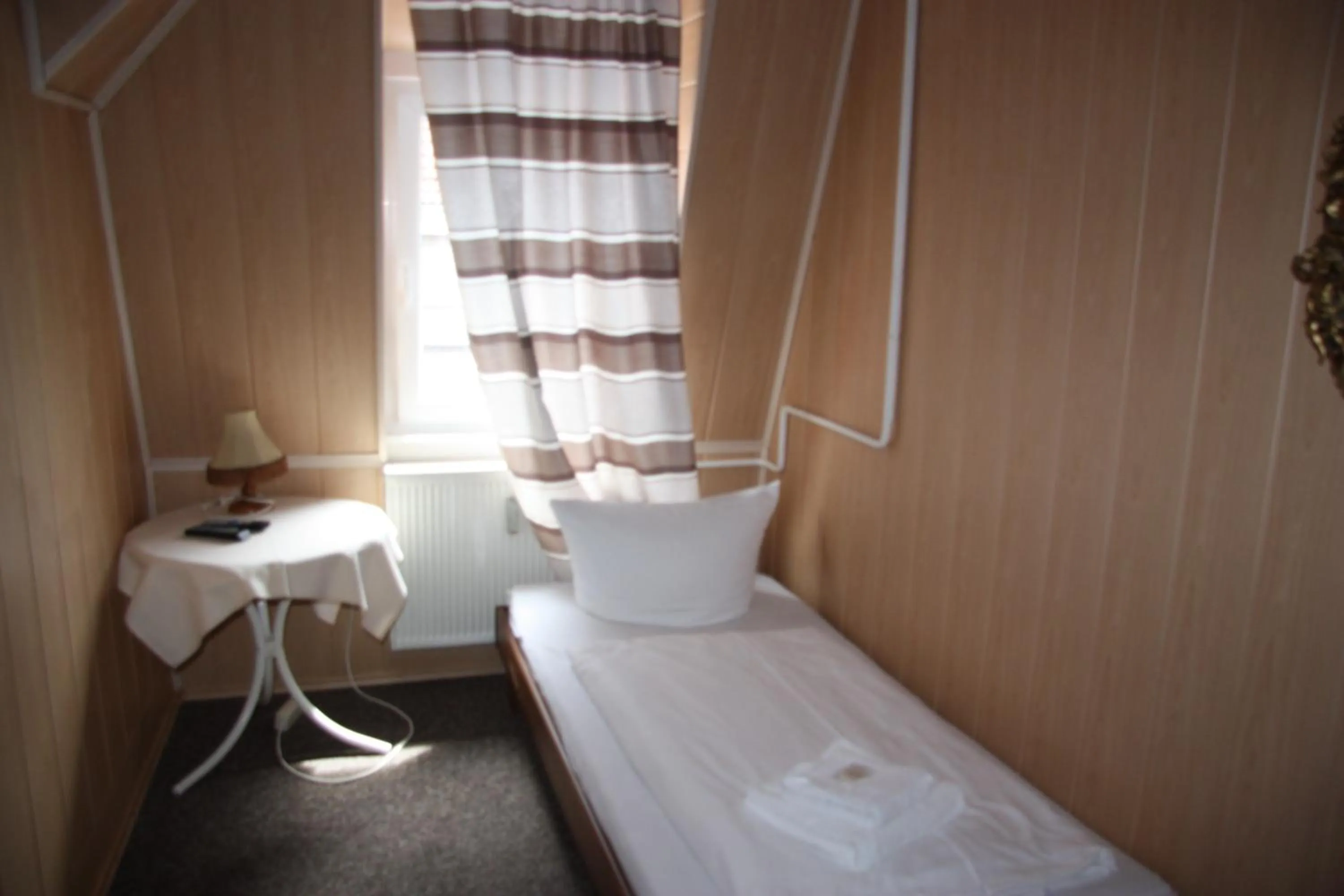 Bed in Hotel Zum goldenen Stern