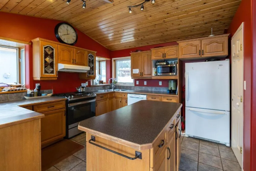 Kitchen or kitchenette in The Sentinel