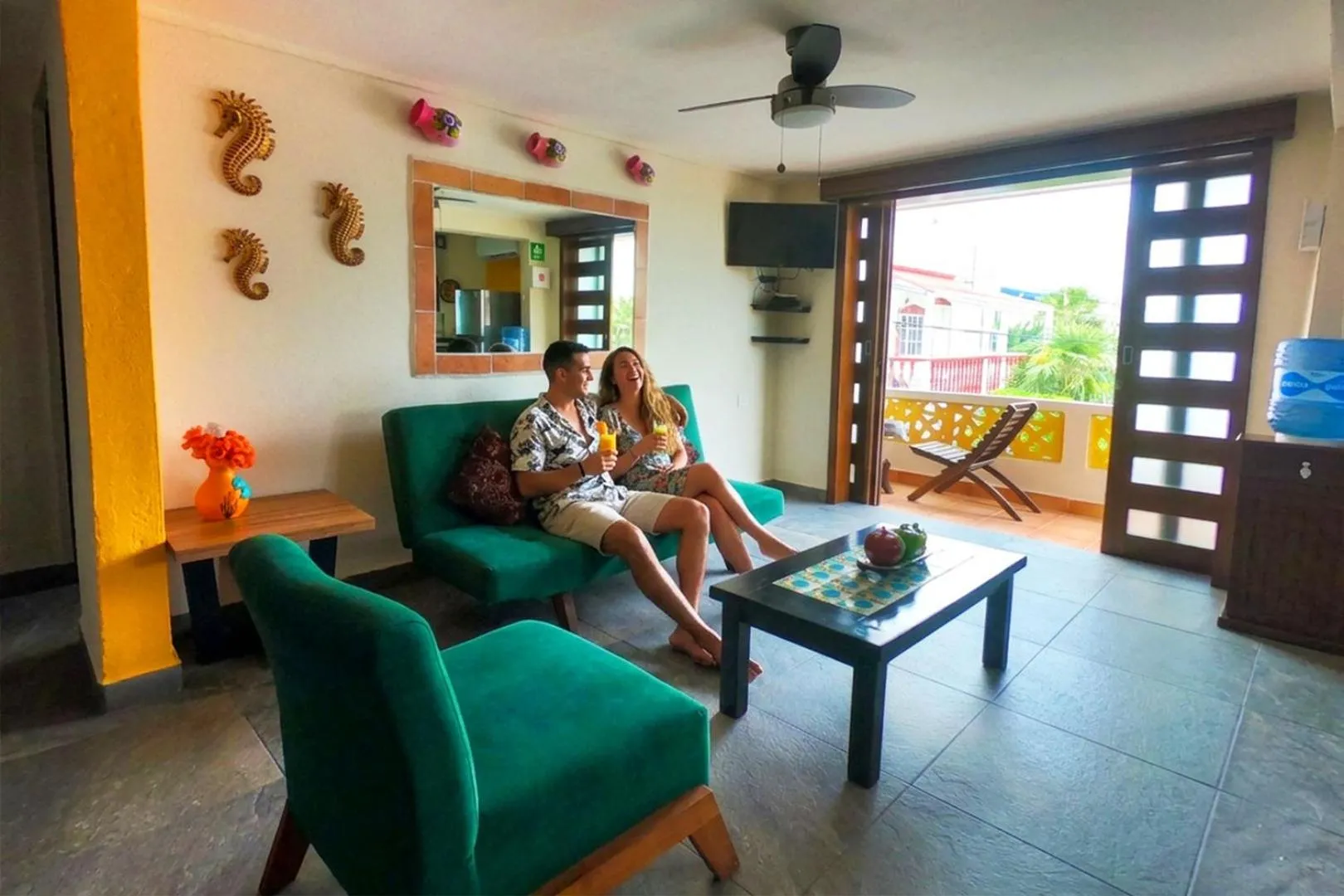 Cande's Apartments
