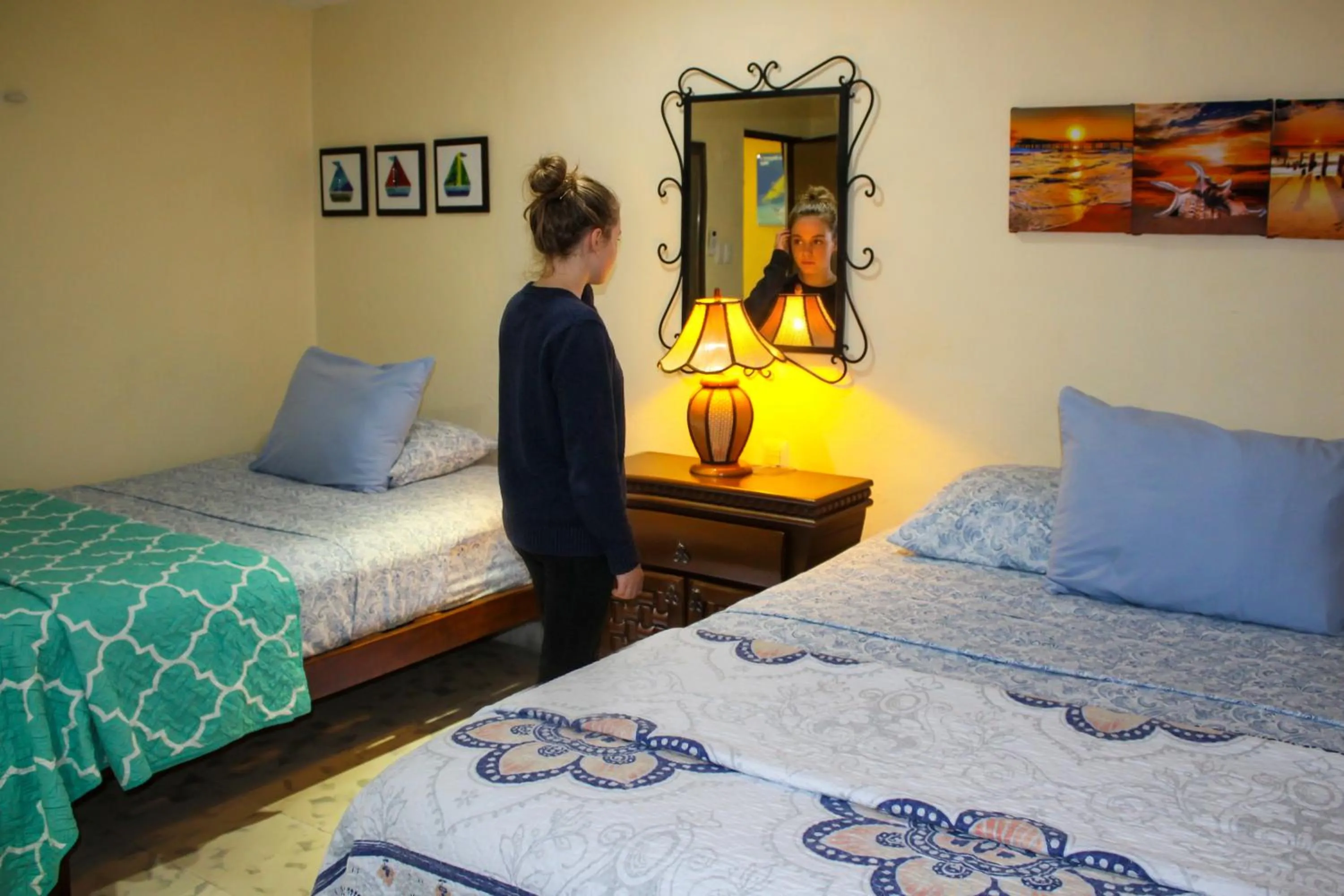 Bed in Cande's Apartments