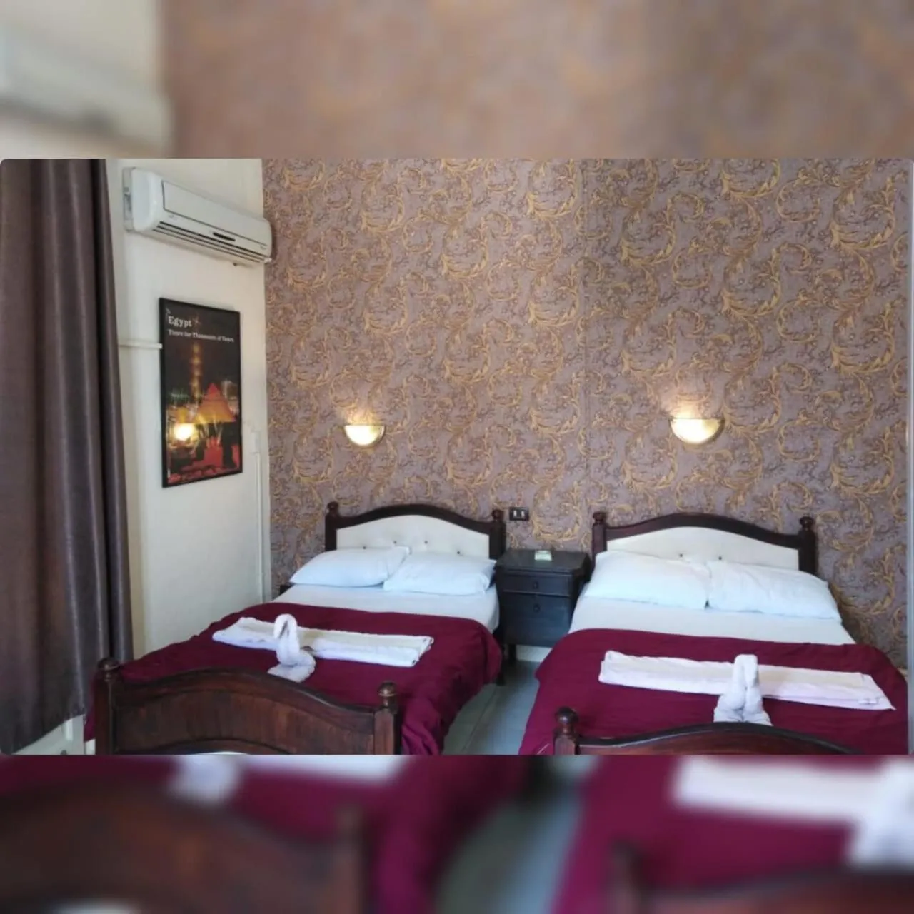 Bed in New Palace Hotel