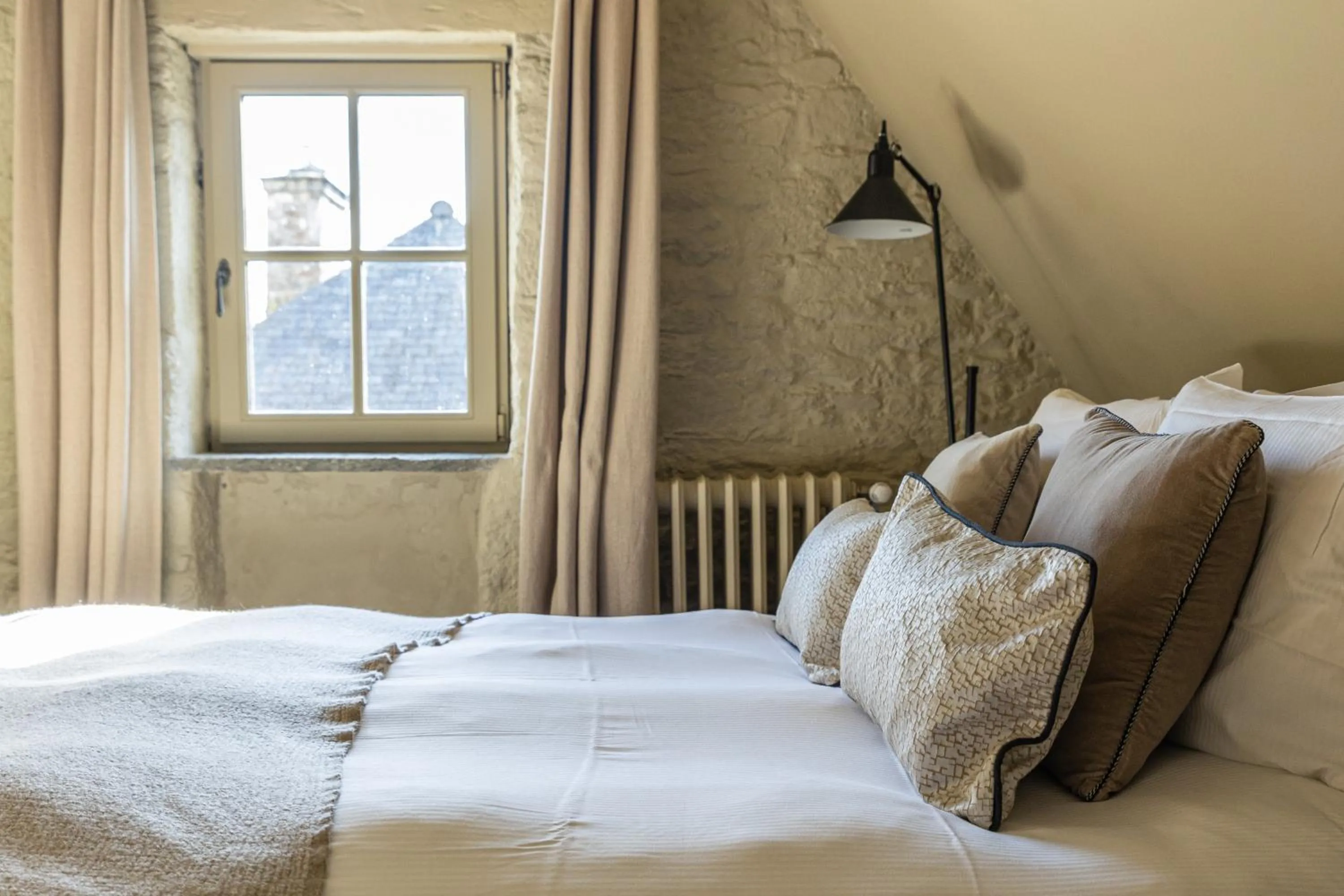 Bedroom, Bed in La Maison Pavie