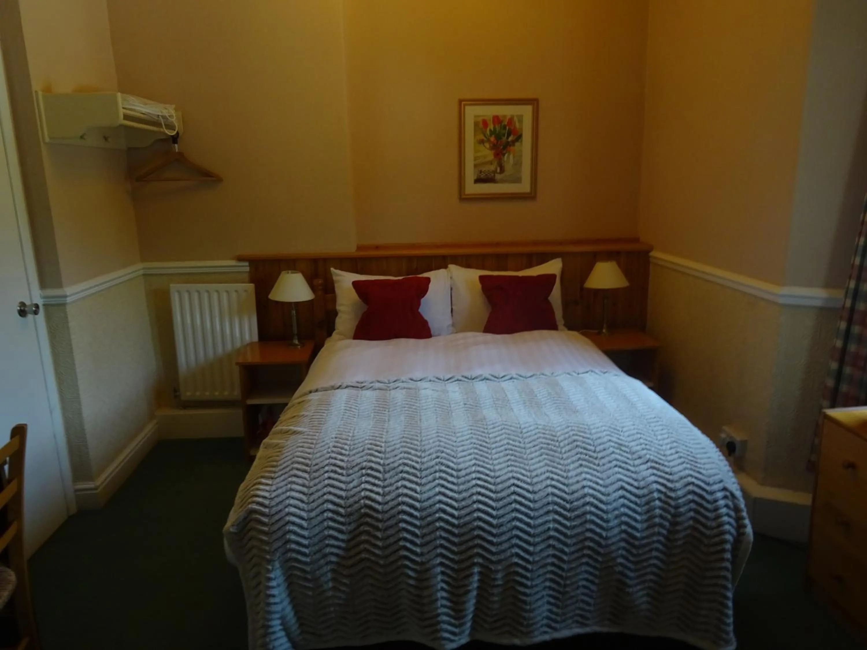 Restaurant/places to eat, Bed in Lutwidge Arms