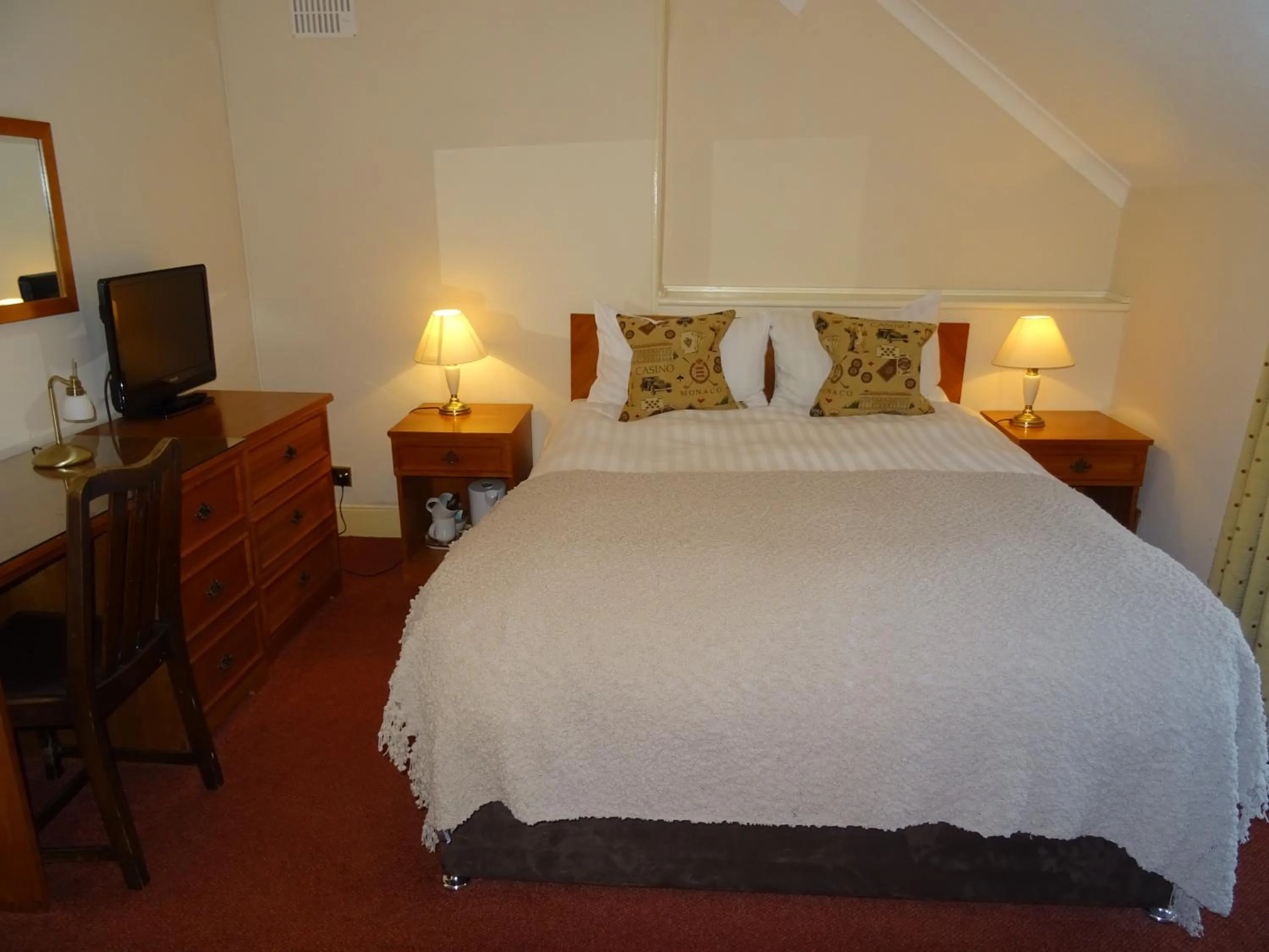 Bed in Lutwidge Arms