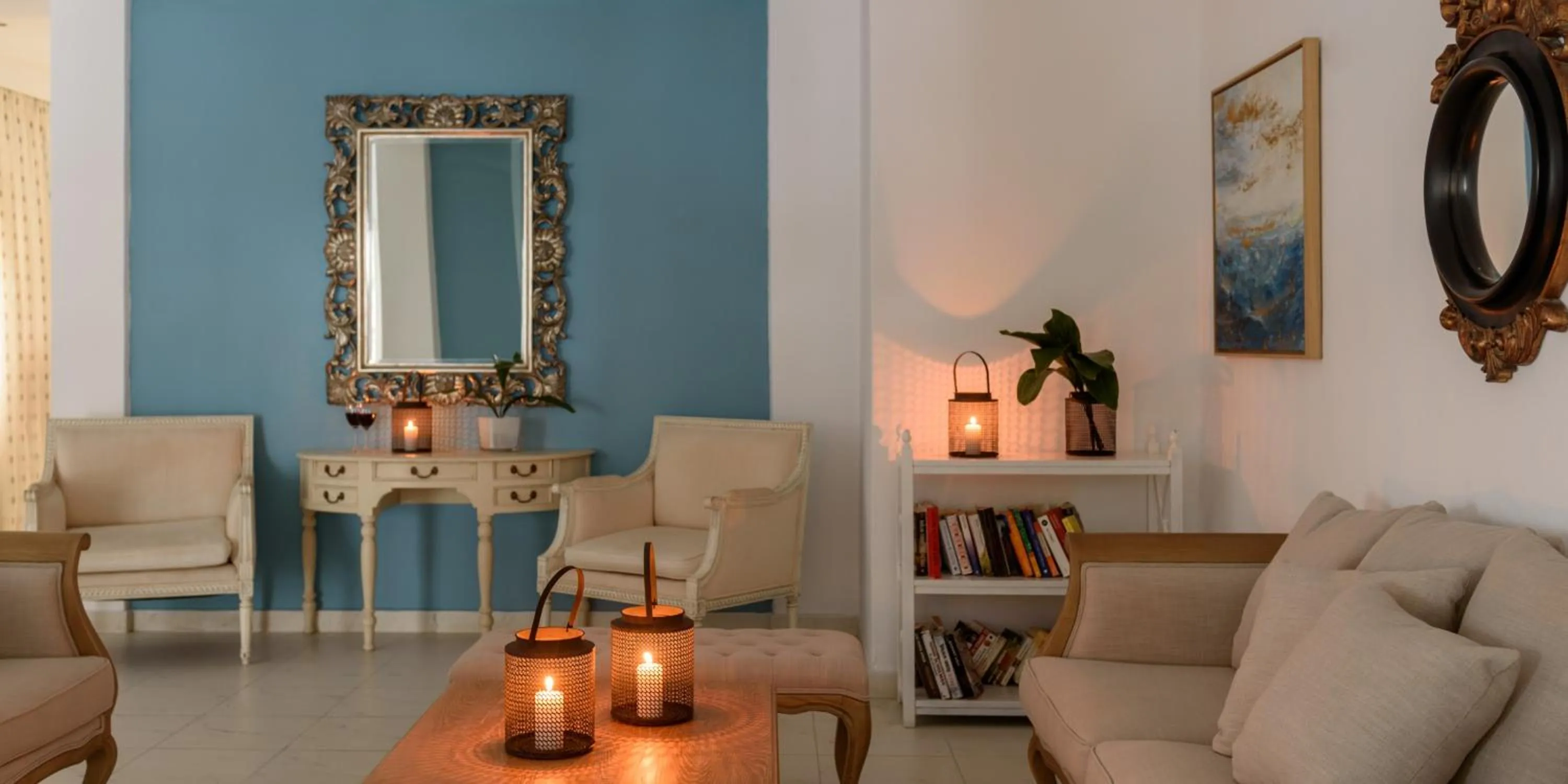 Library in Alesahne Beach Hotel