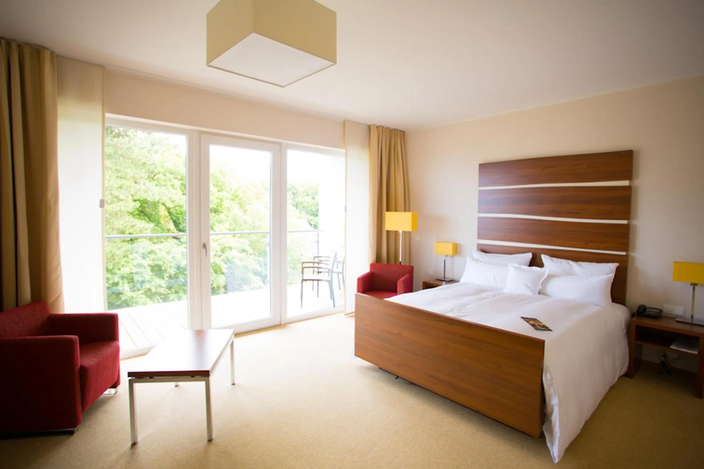 Photo of the whole room, Bed in THE GRAND Ahrenshoop