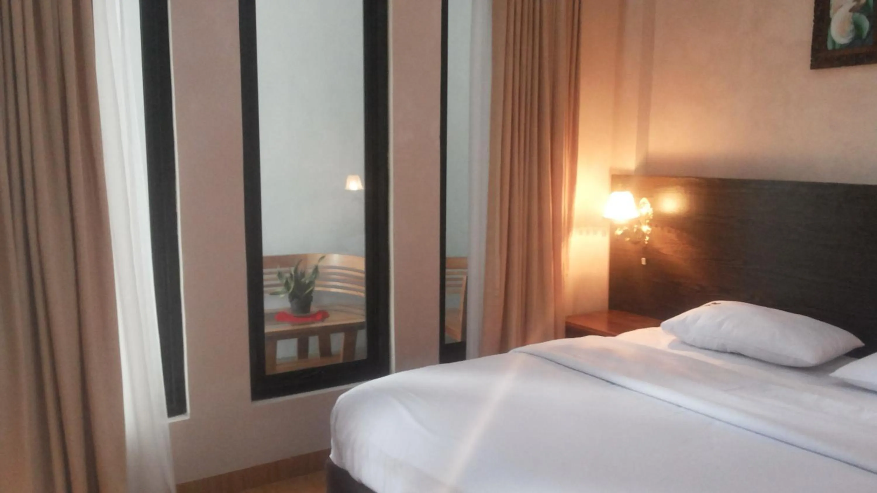 Bedroom, Bed in RF Hotel