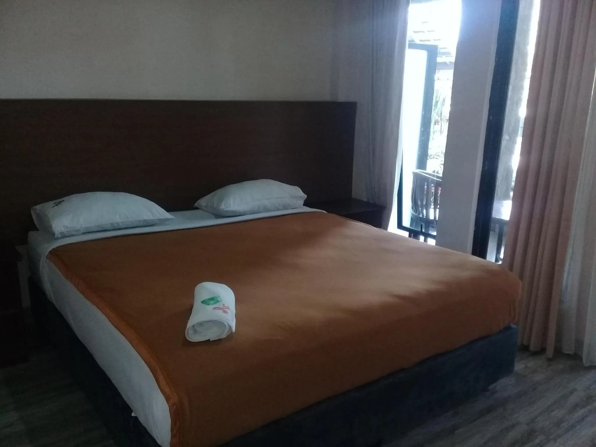 Bed in RF Hotel
