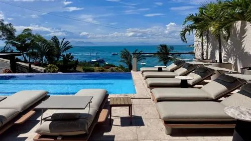 HOTEL VILLE LA PLAGE & BEACH CLUB