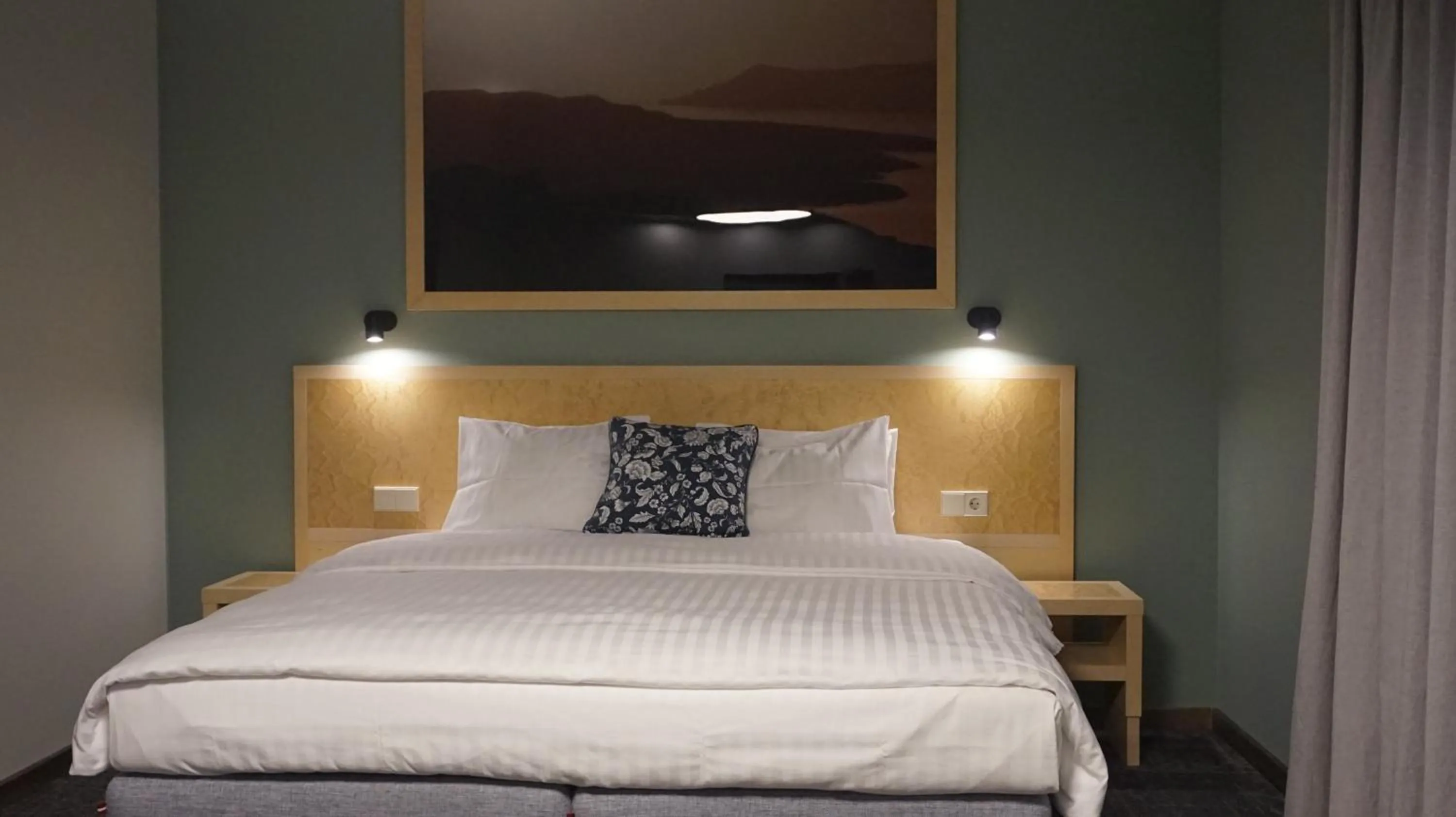 Bed in Hotel Kolumbs