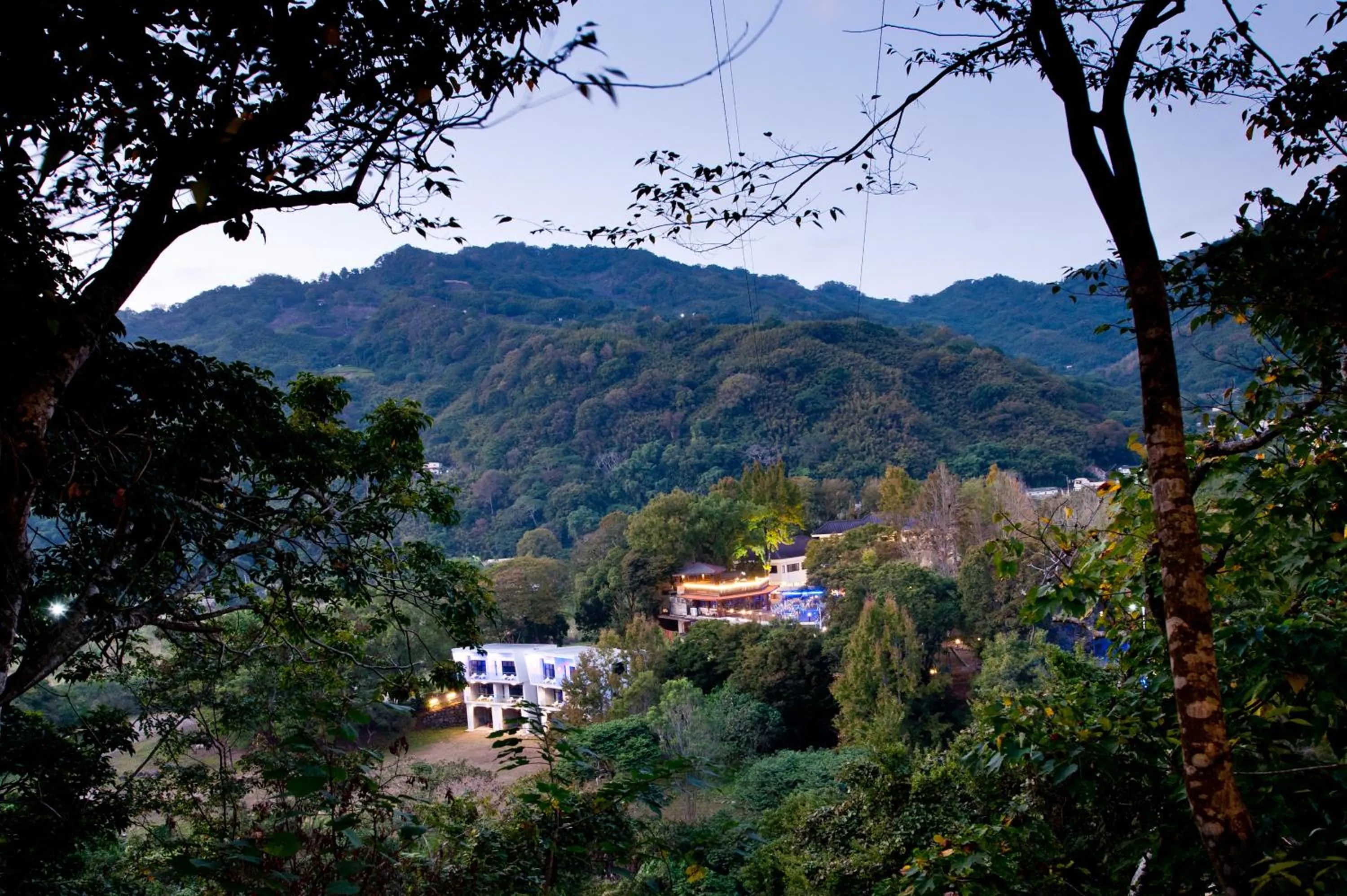 Night in Hu Shan Hot Spring Hotel
