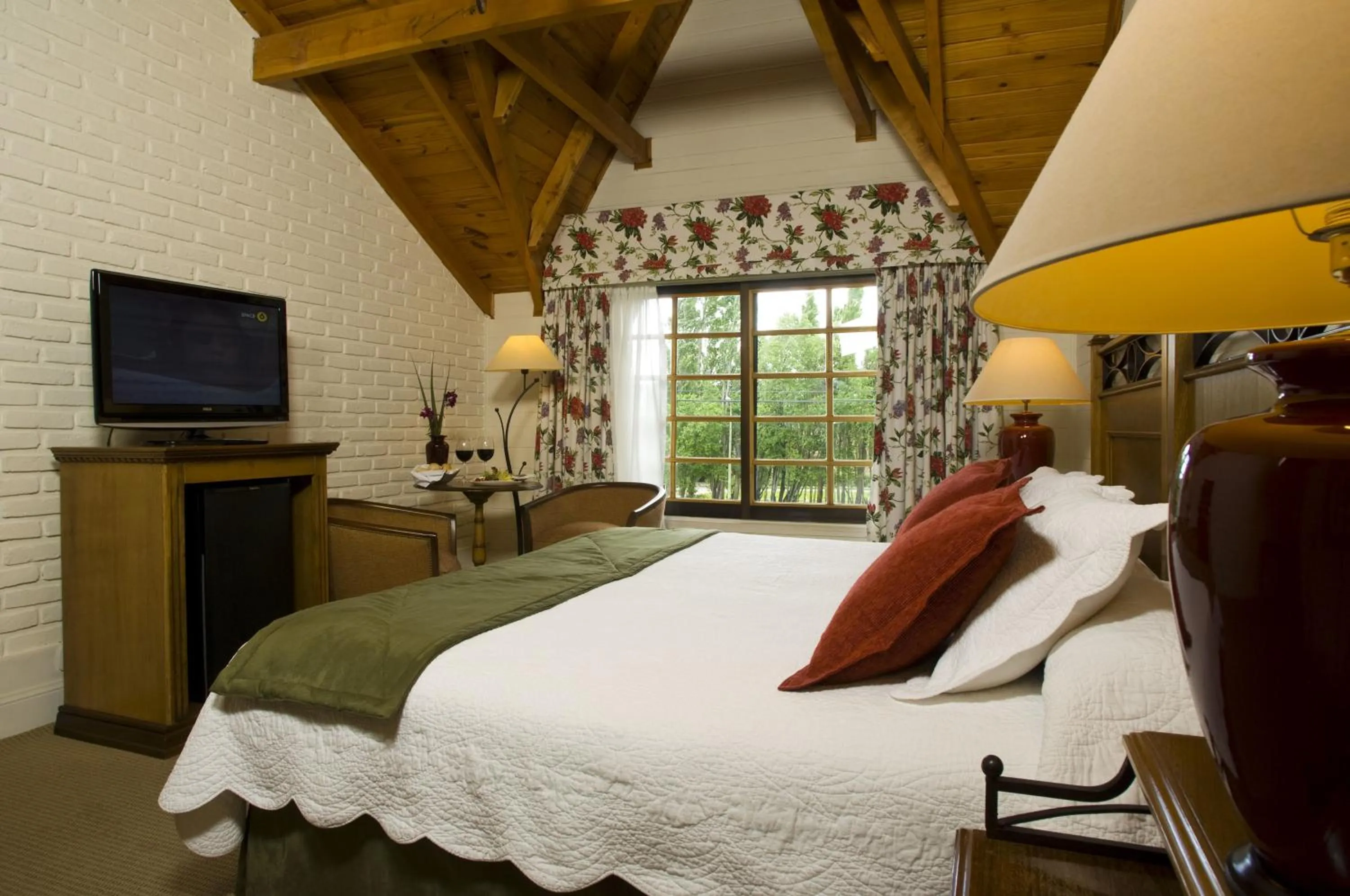 Photo of the whole room, Bed in Hotel Posada Los Alamos