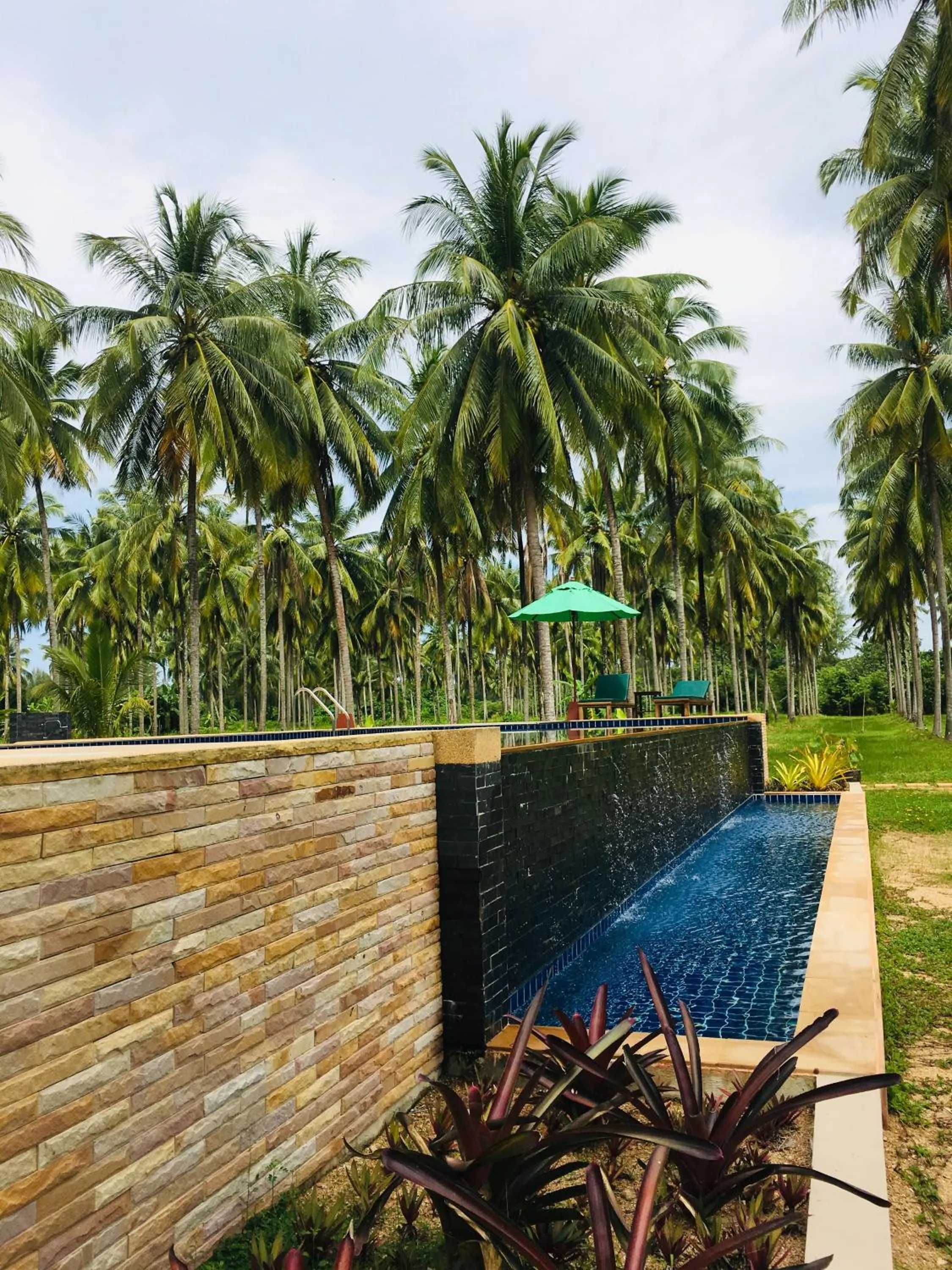 Khao Lak Golden Coconut Resort