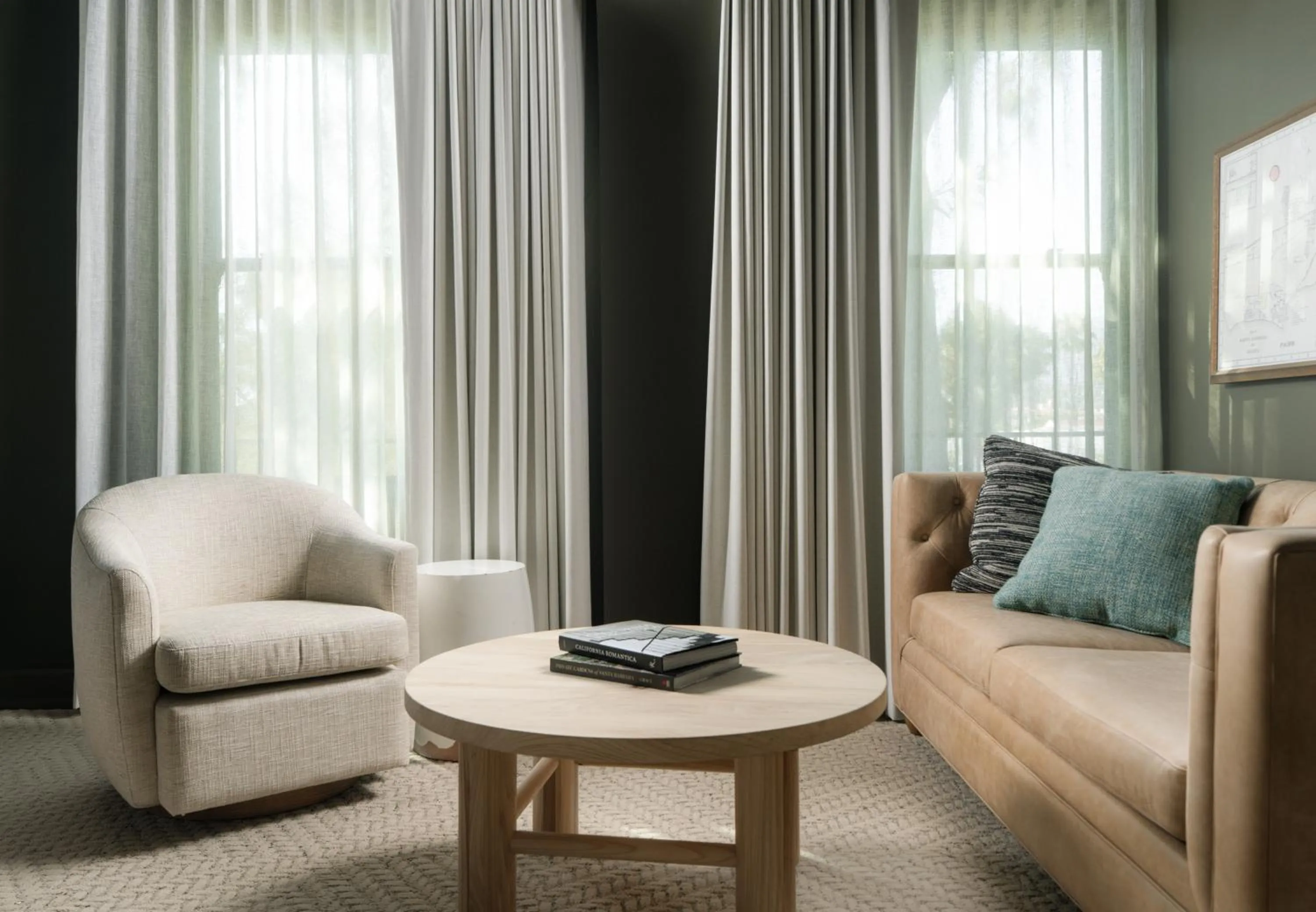 Seating area in Hotel Santa Barbara