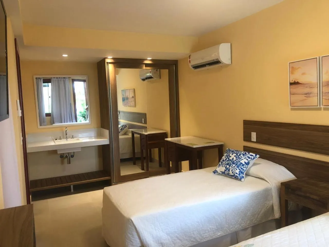 Bedroom, Bed in Hotel La Forêt & Beach Lounge