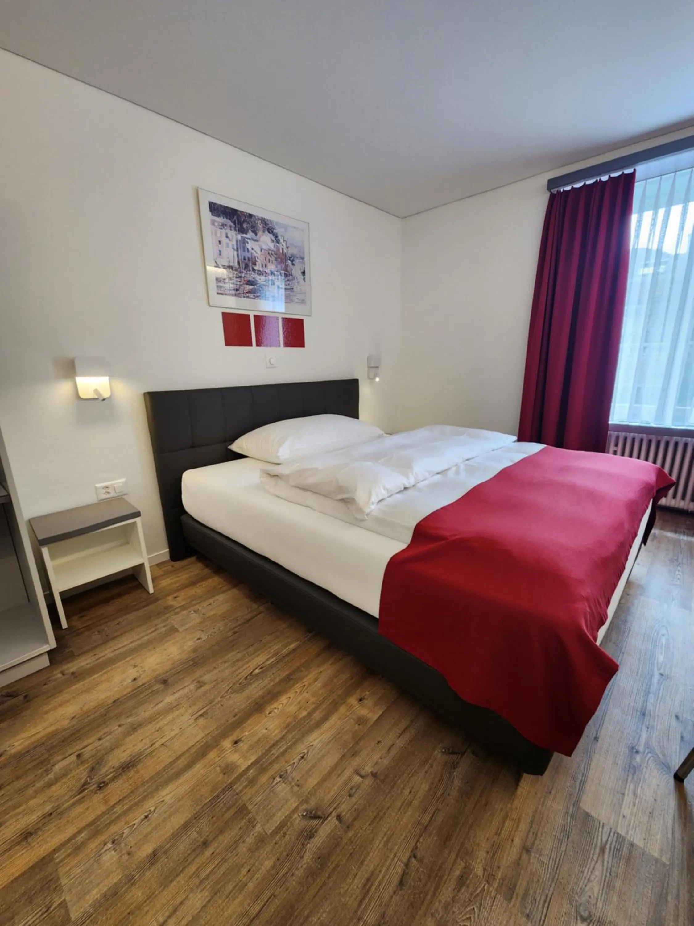 Photo of the whole room, Bed in Hotel Balsthal