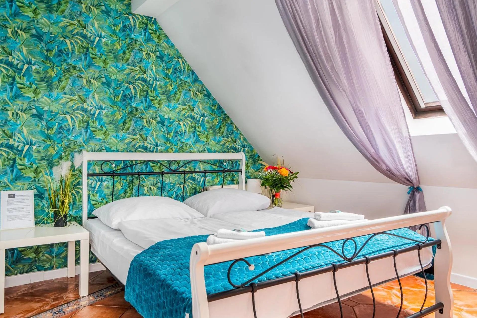 Bed in Great Polonia Jelenia Góra City Center