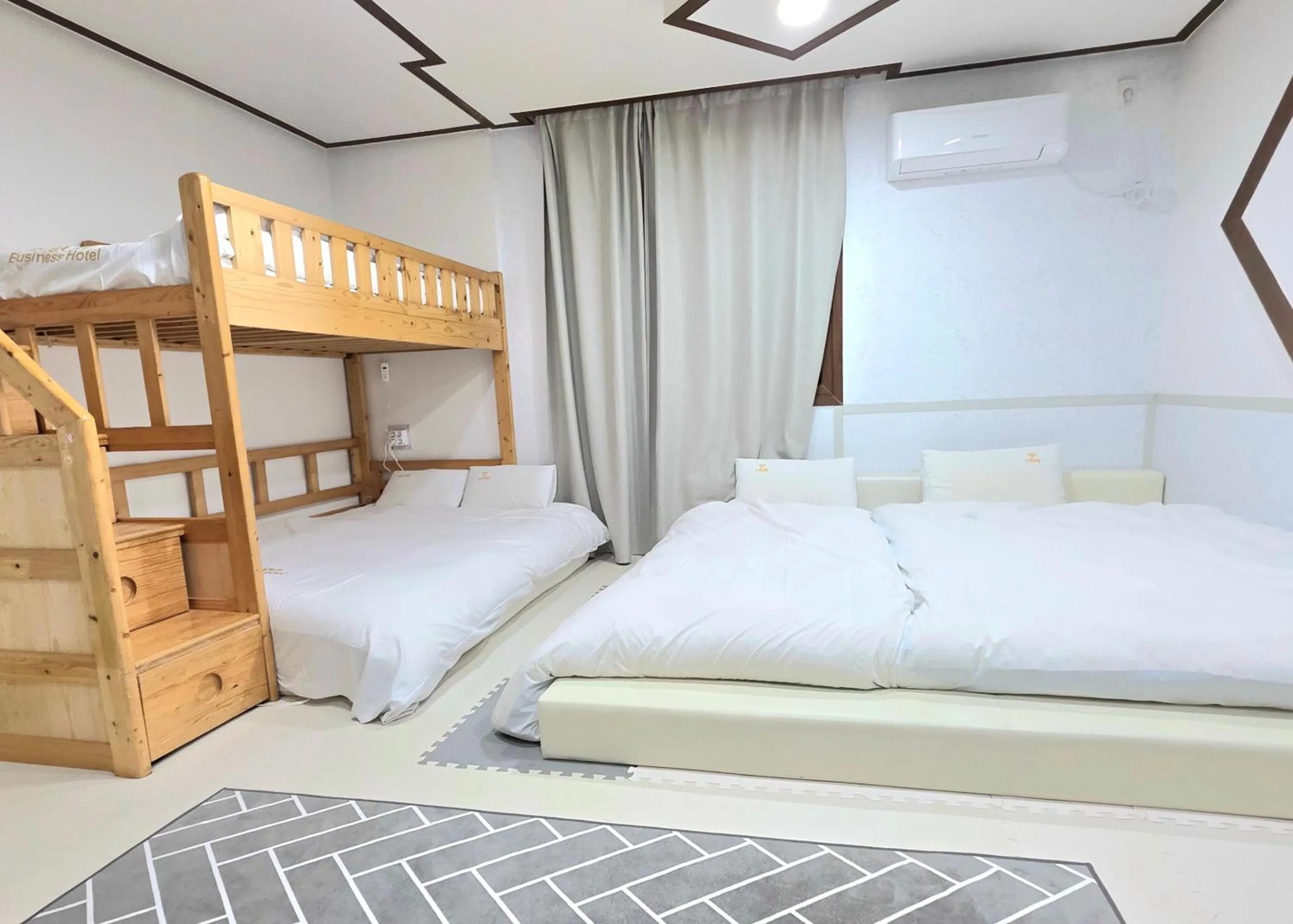 Bed in Kids & Family Hotel