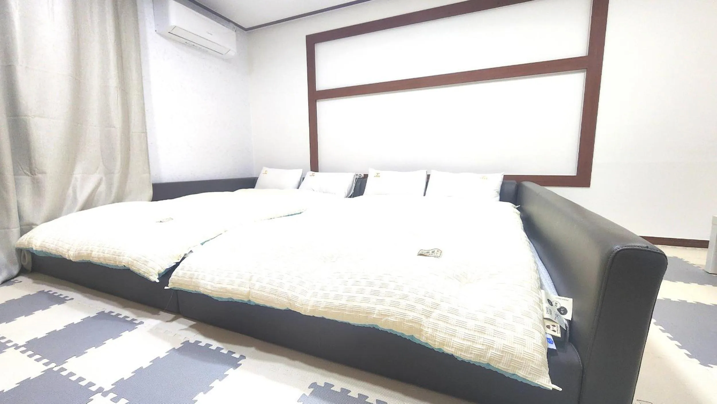 Bed in Kids & Family Hotel