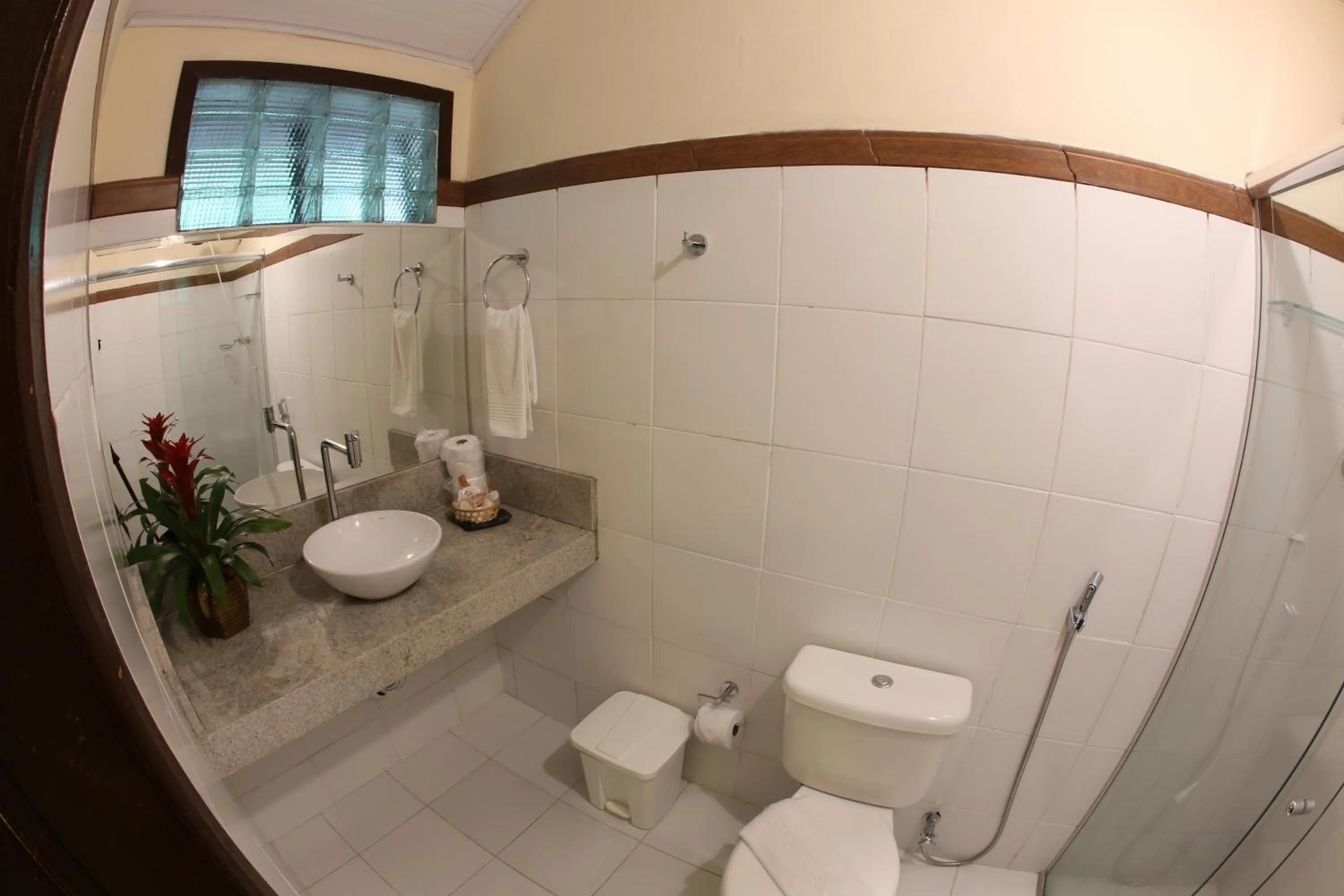 Bathroom in Amazon Ecopark Jungle Lodge