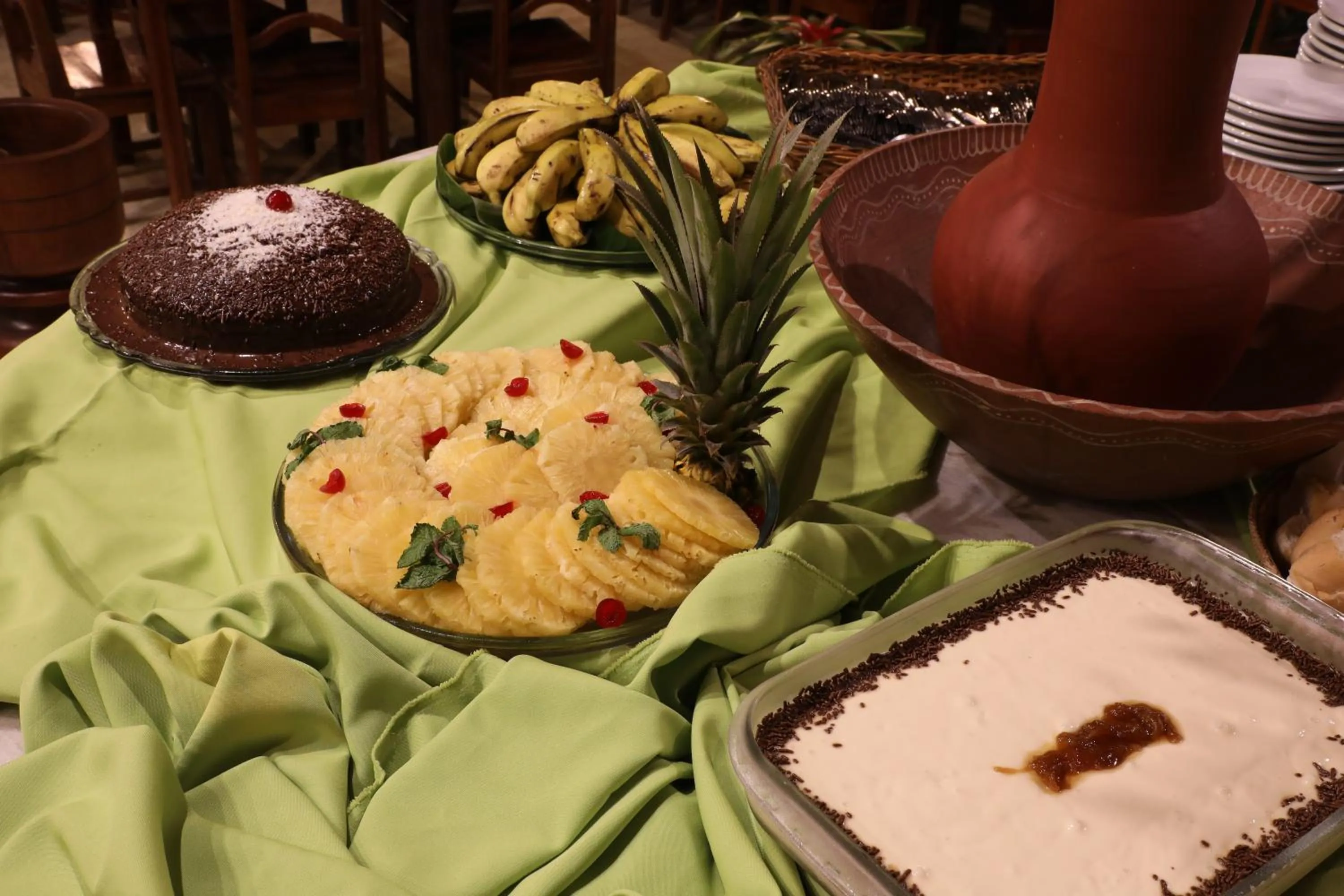 Breakfast in Amazon Ecopark Jungle Lodge
