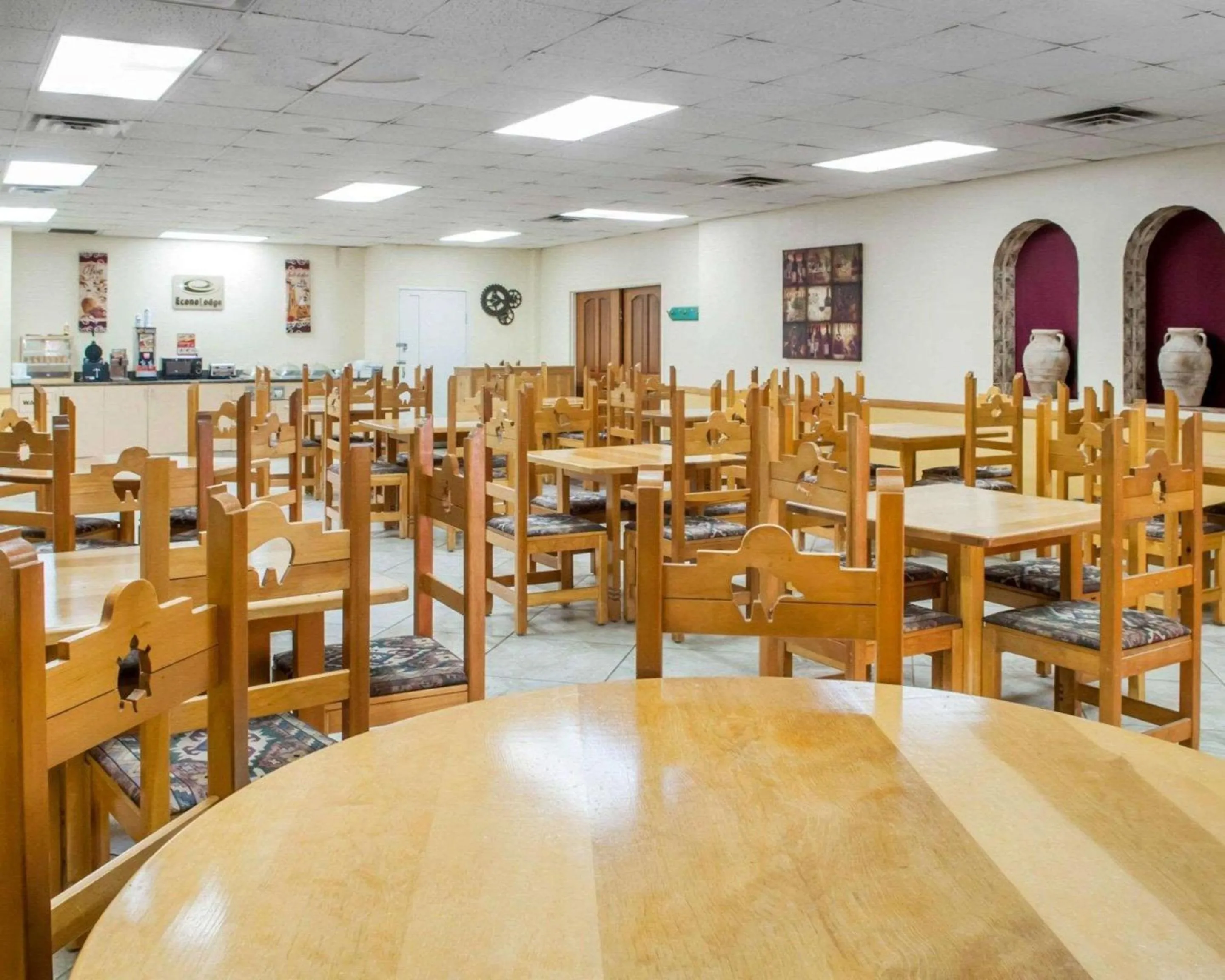 Breakfast in Econo Lodge Carlsbad Caverns Area