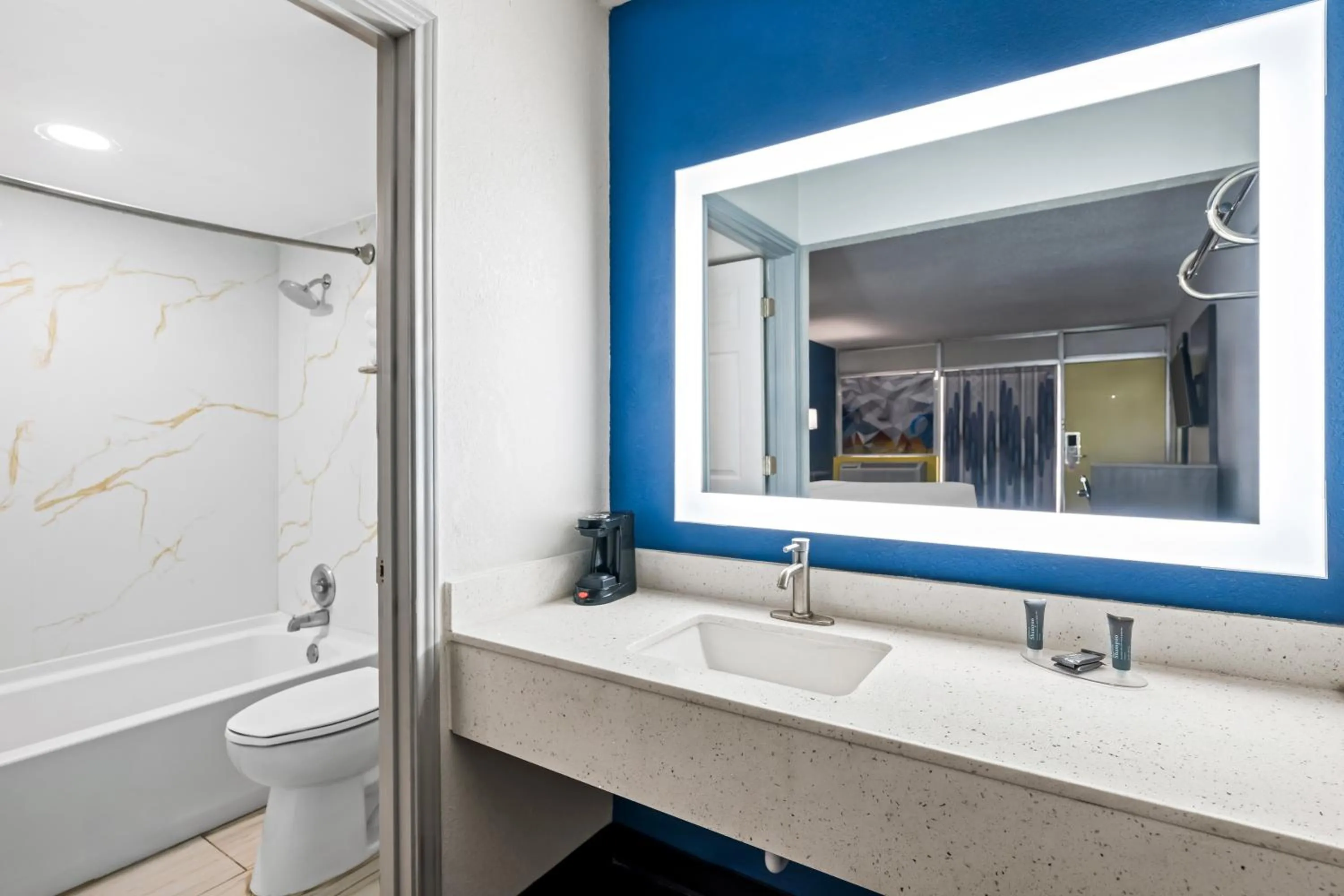 Econo Lodge Carlsbad Caverns Area