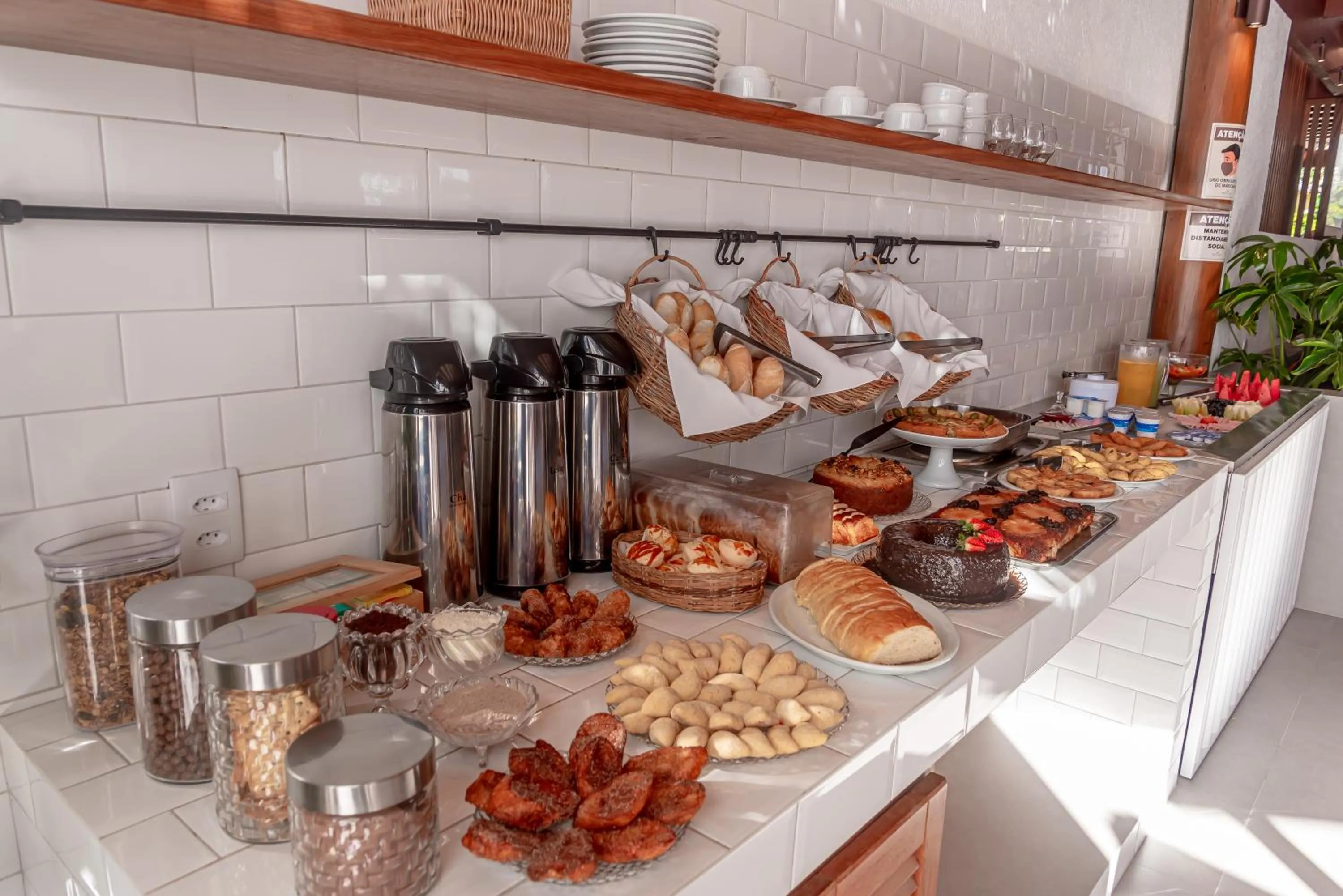 Food in Hotel Paraiso do Morro