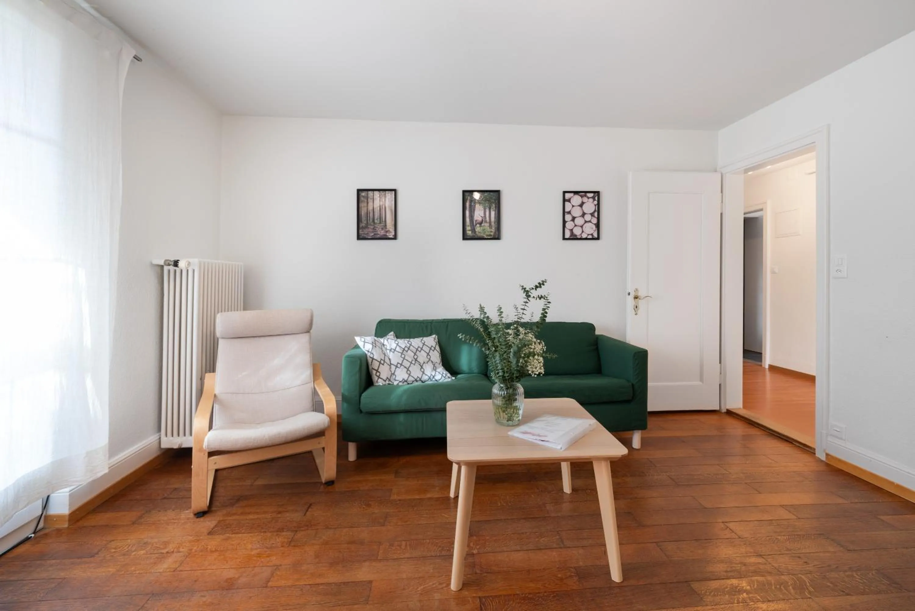 Living room in Interlaken Apartments