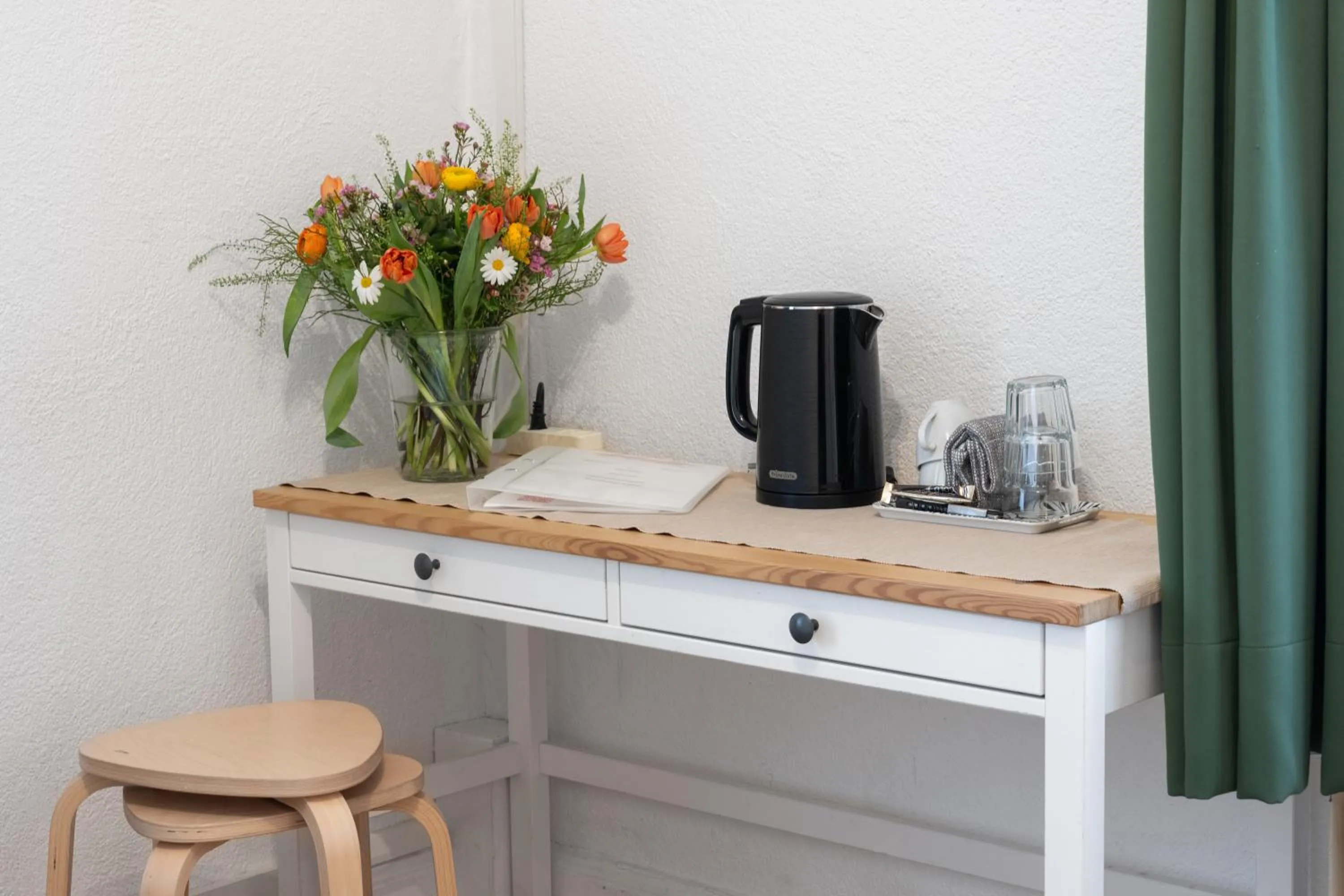 Coffee/tea facilities in Interlaken Apartments