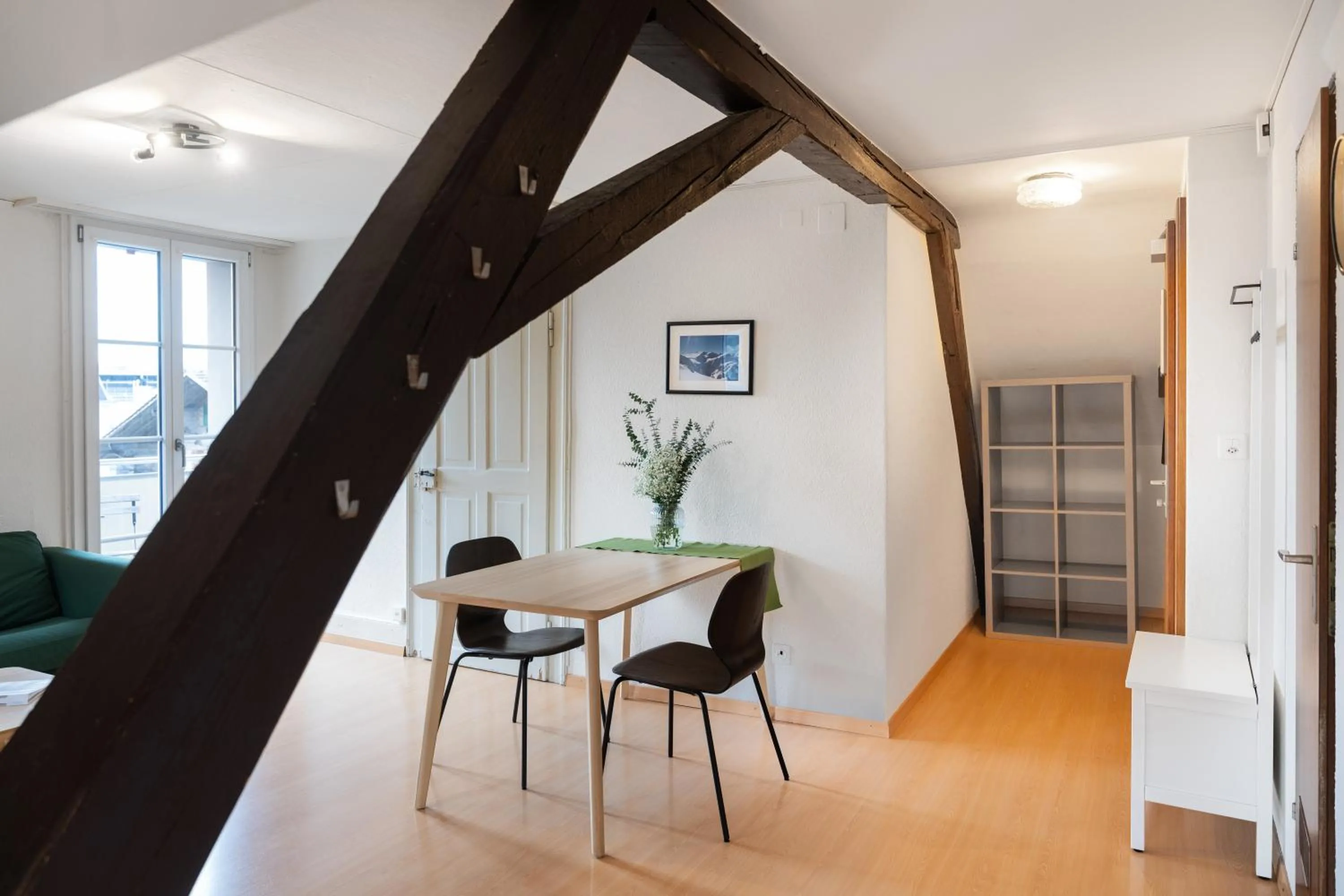 Photo of the whole room in Interlaken Apartments
