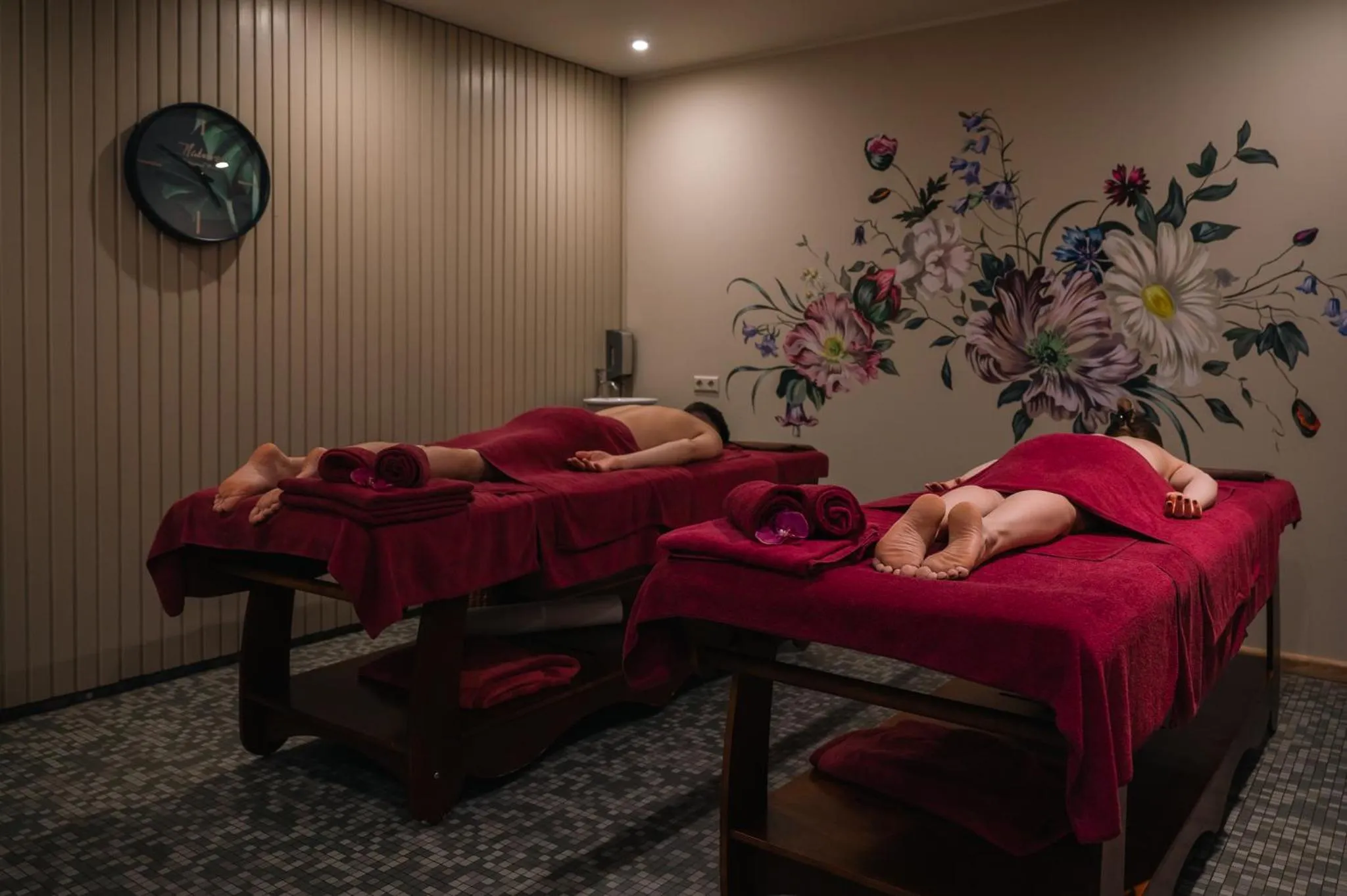 People in Spa Hotel Ezeri