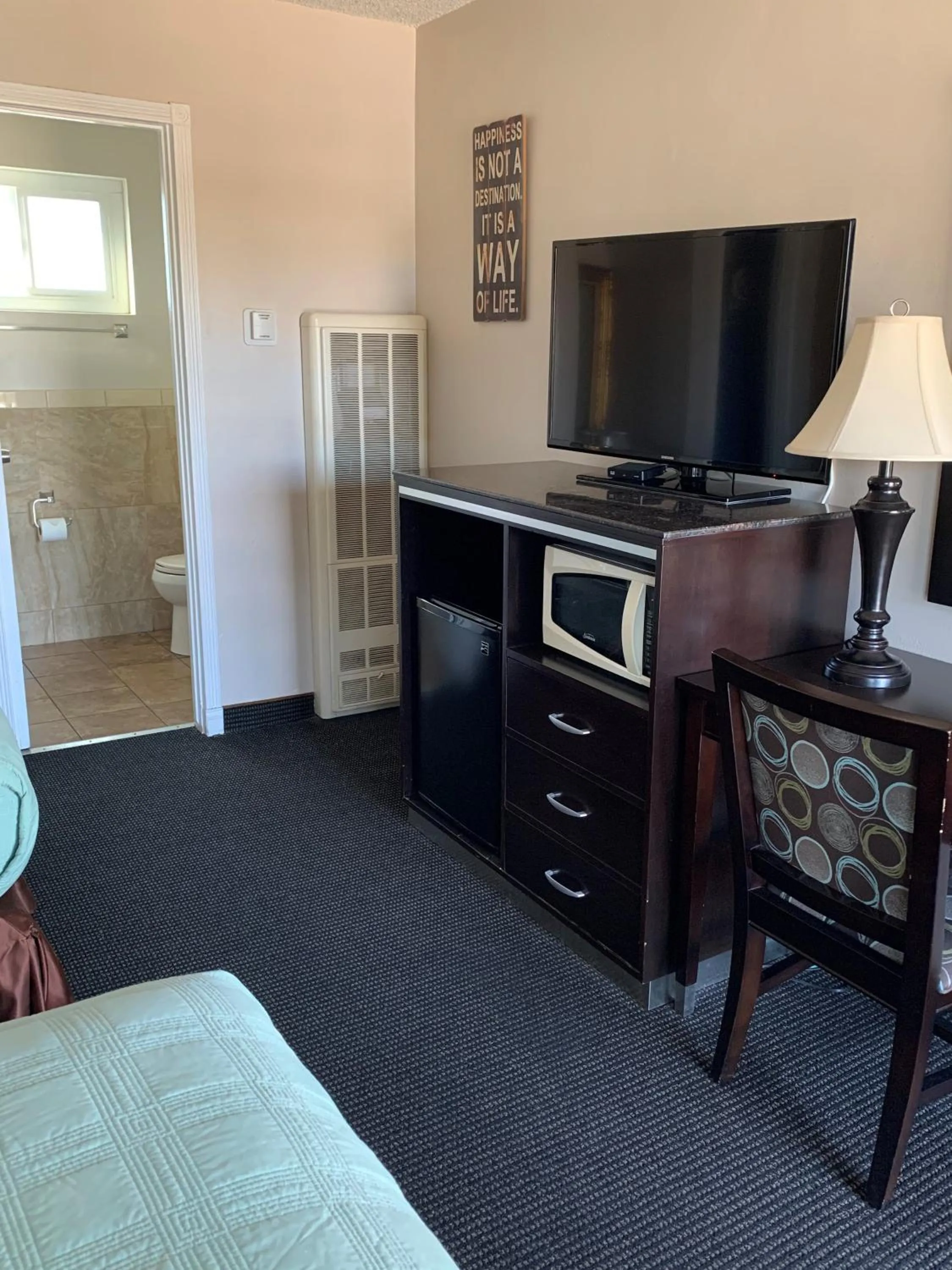 TV and multimedia, Bed in Morro Crest Inn