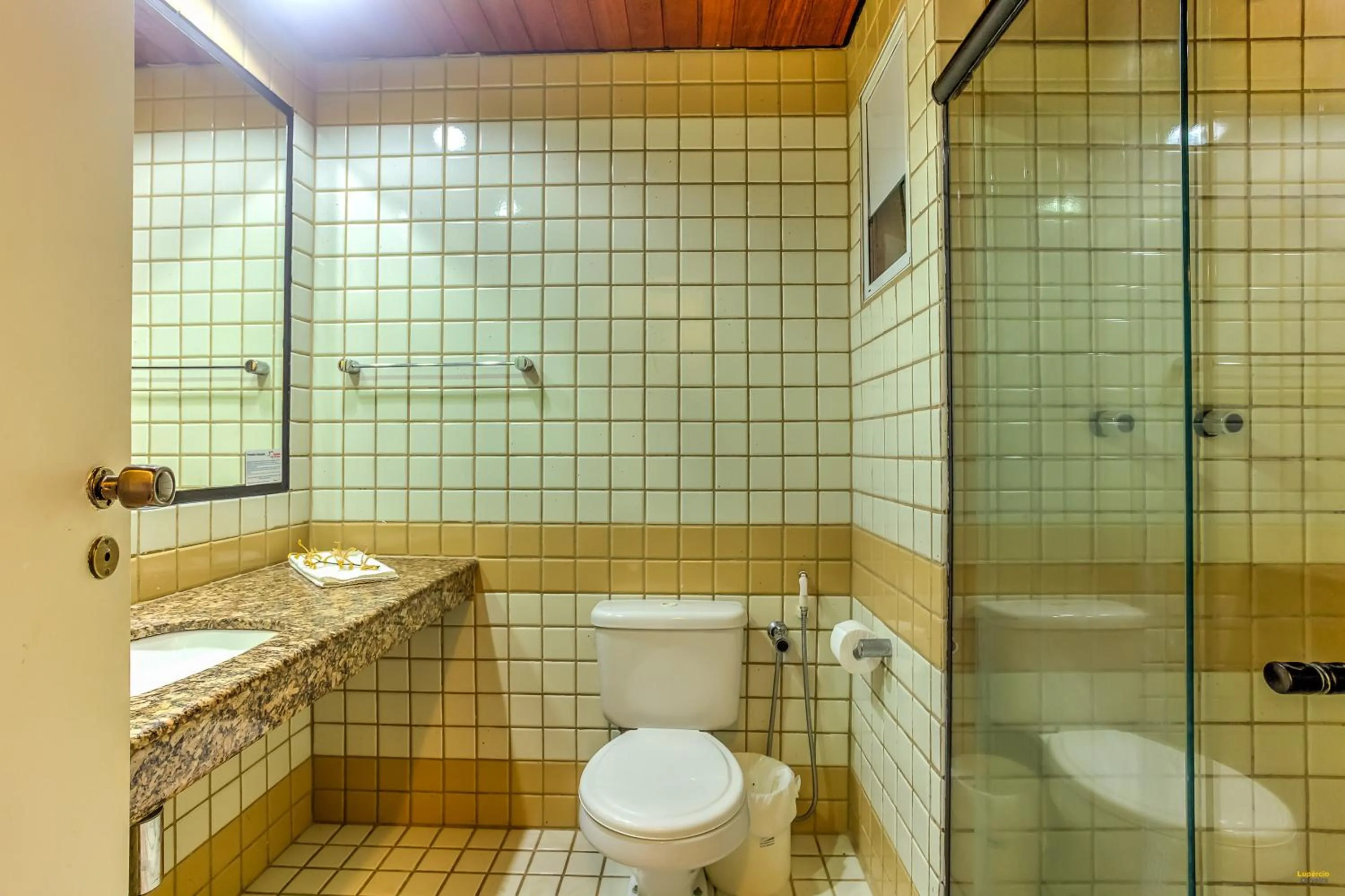 Bathroom in Hotel Aldeia da Praia