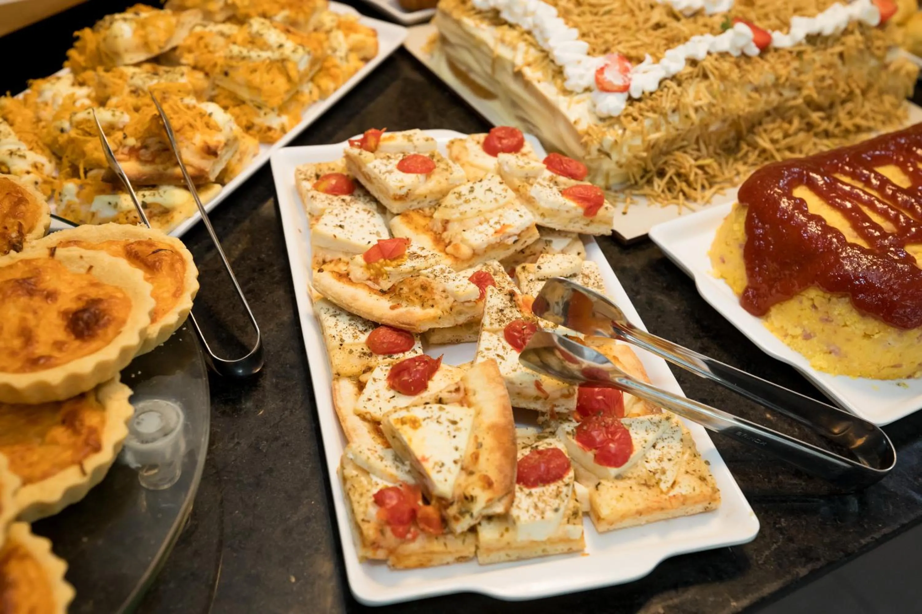 Breakfast in El Aram Beach & Convention