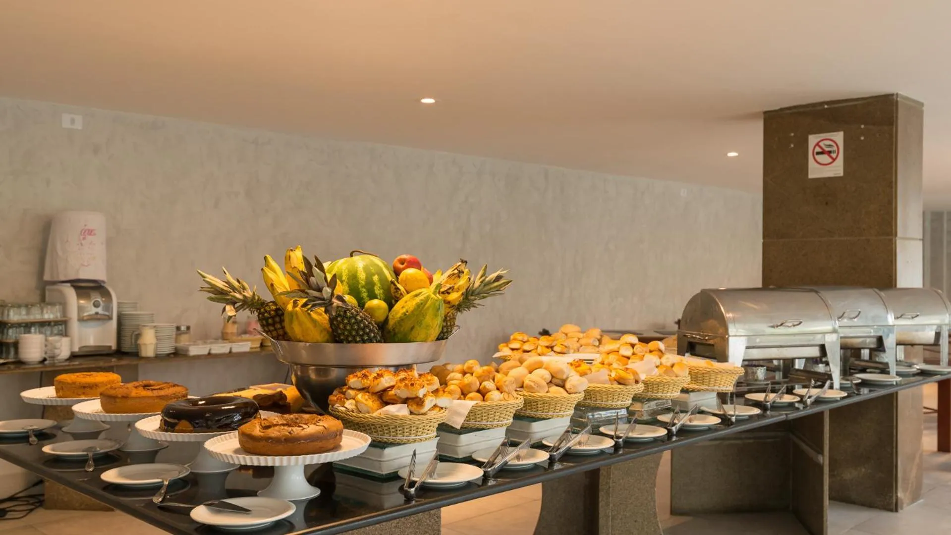 Breakfast in El Aram Beach & Convention