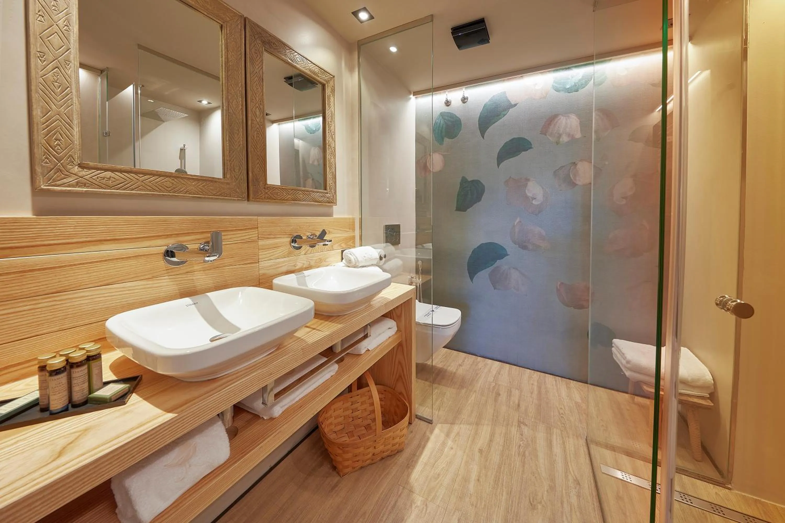 Bathroom in Alojamientos Ainsa Sanchez