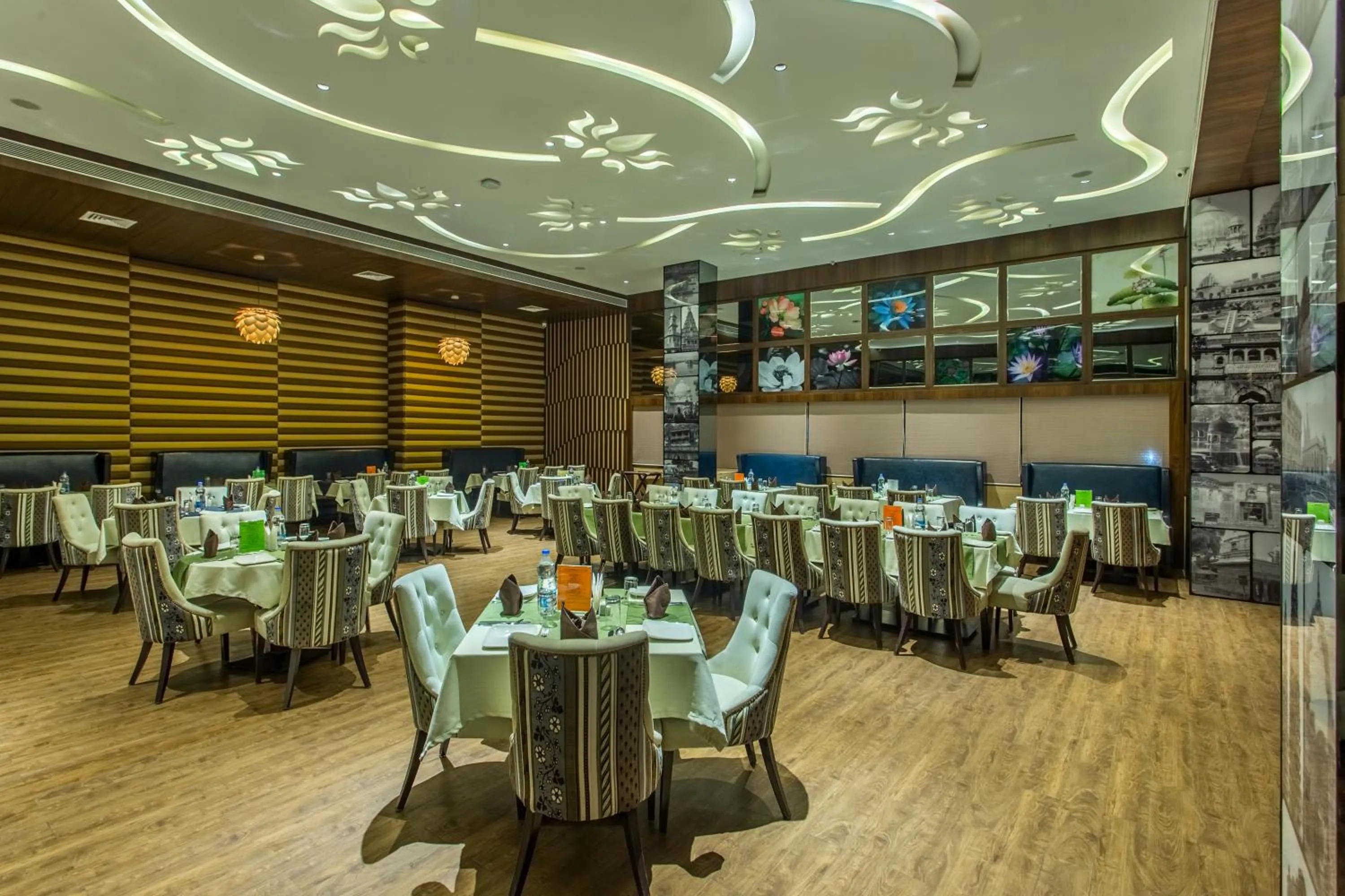 Restaurant/places to eat in Hotel Abika Elite