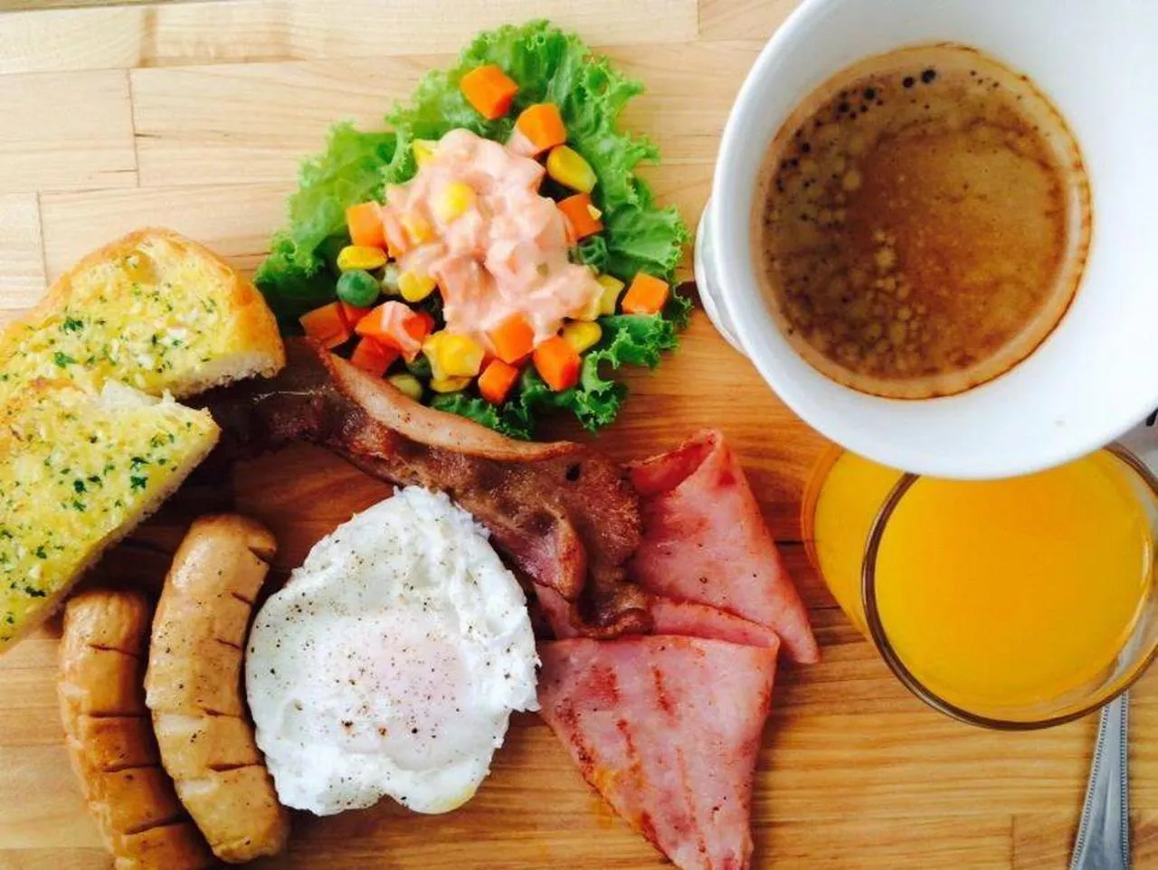 Breakfast in Costa Village Pool Villa