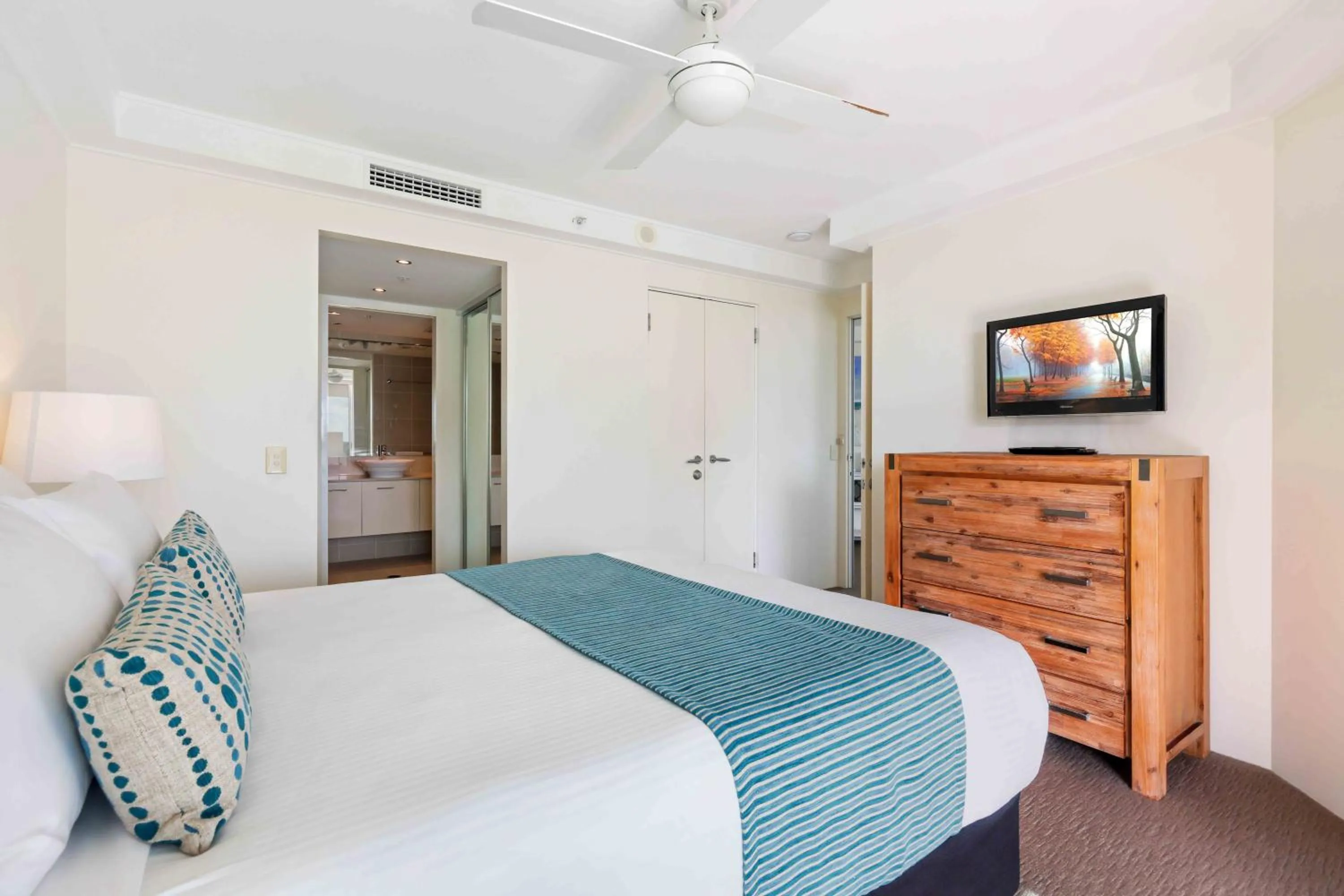 Bedroom, Bed in Aqua Vista Resort