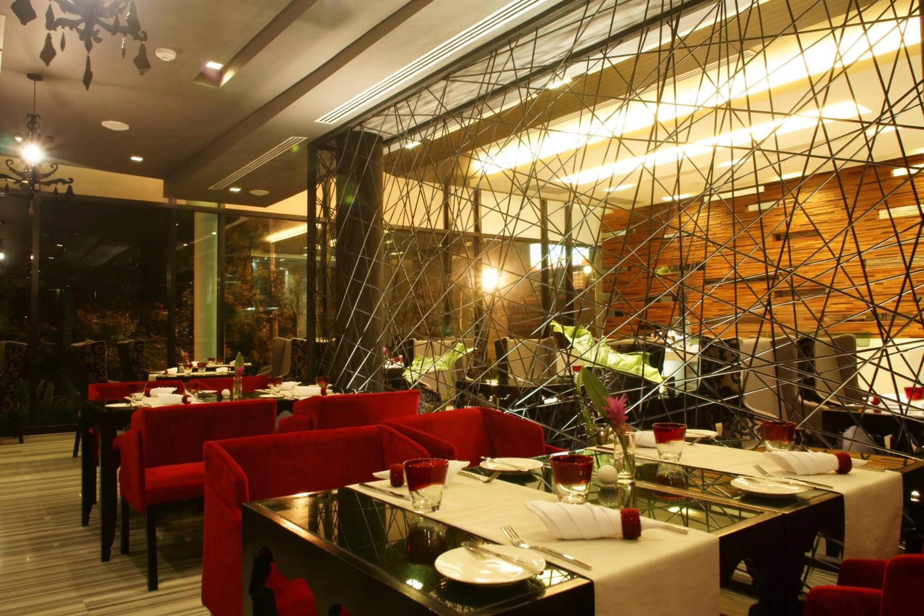 Restaurant/places to eat in Z Through By The Zign