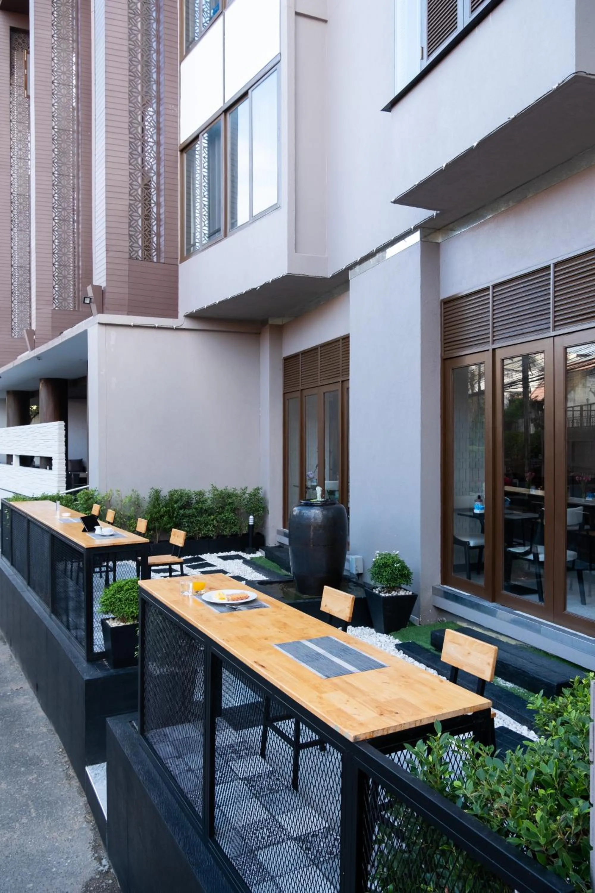 Restaurant/places to eat in De Chai Colonial Hotel & Spa - SHA Plus