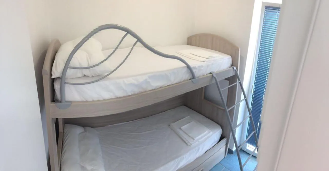 Bed in Residence Menè