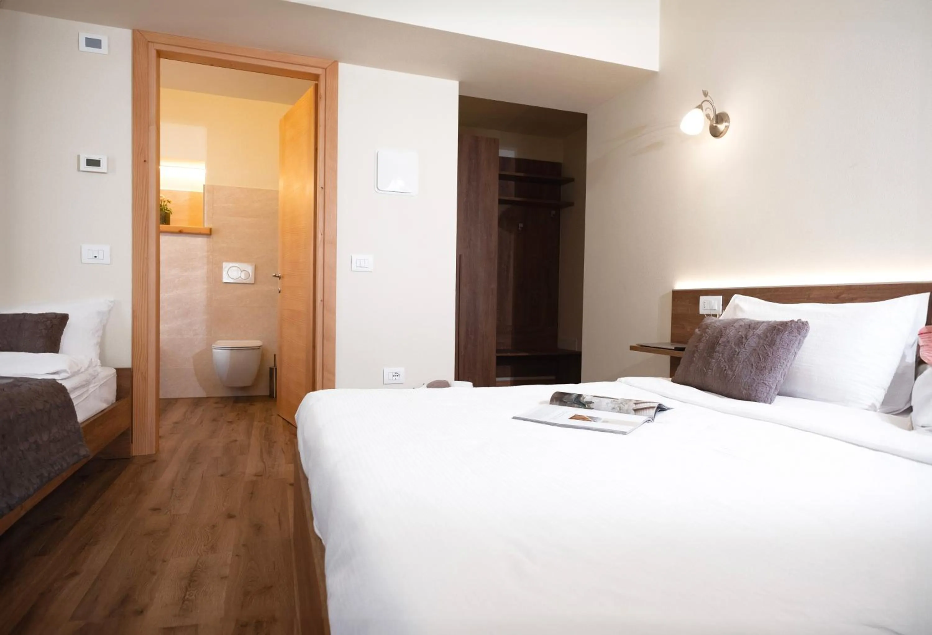 Bedroom, Bed in Albergo Trattoria Speranza