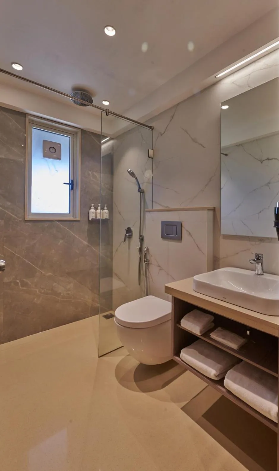 Bathroom in Regent Hotel Andheri